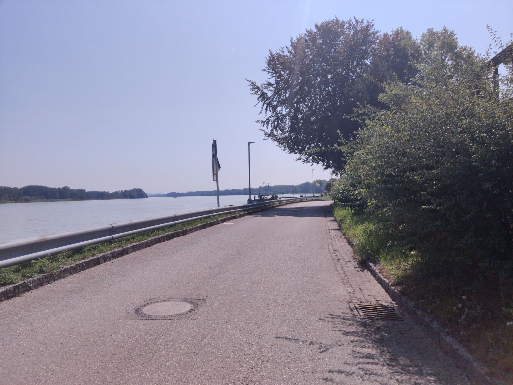 Street view near Pension Dieplinger Karl Langmayr, Eferding — © aceini (CC BY-SA · Mapillary)