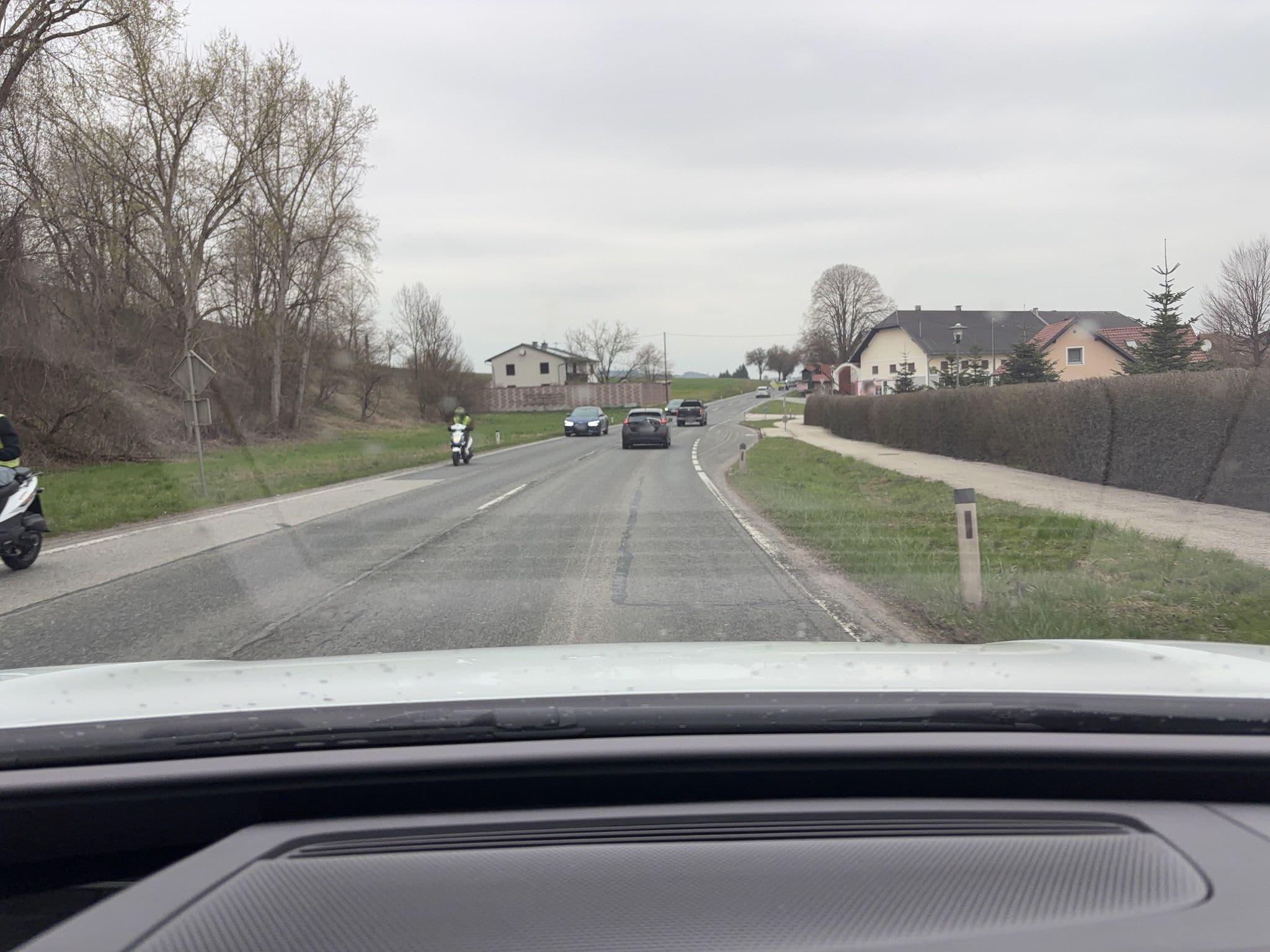 Street view near Franz Doppelbauer, Wallern an der Trattnach — © berndschiller (CC BY-SA · Mapillary)