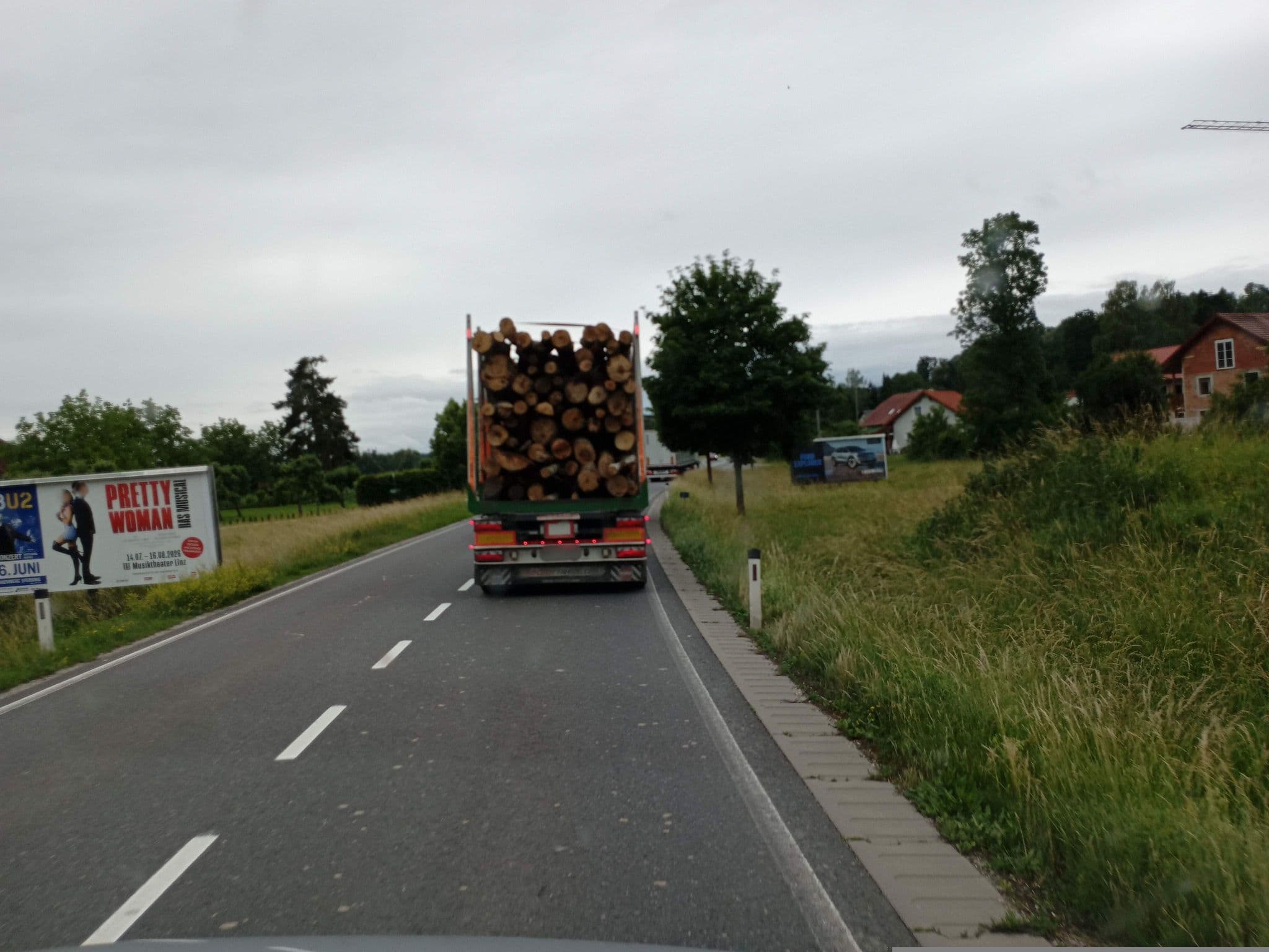 Street view near Karl Perfahl, Wallern an der Trattnach — © atze02 (CC BY-SA · Mapillary)