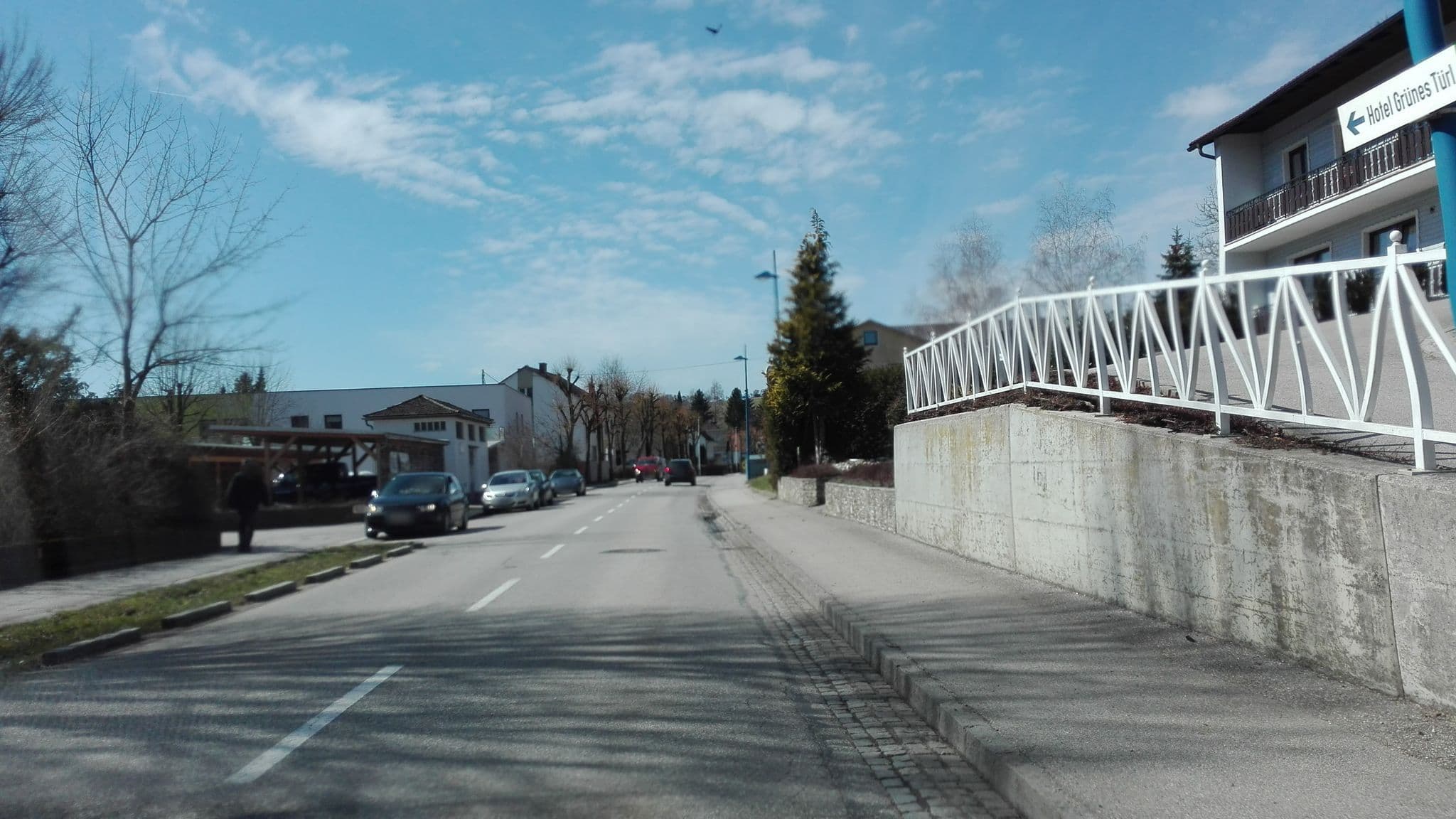 Street view near Gästehaus Aigmüller, Bad Schallerbach — © suriv (CC BY-SA · Mapillary)