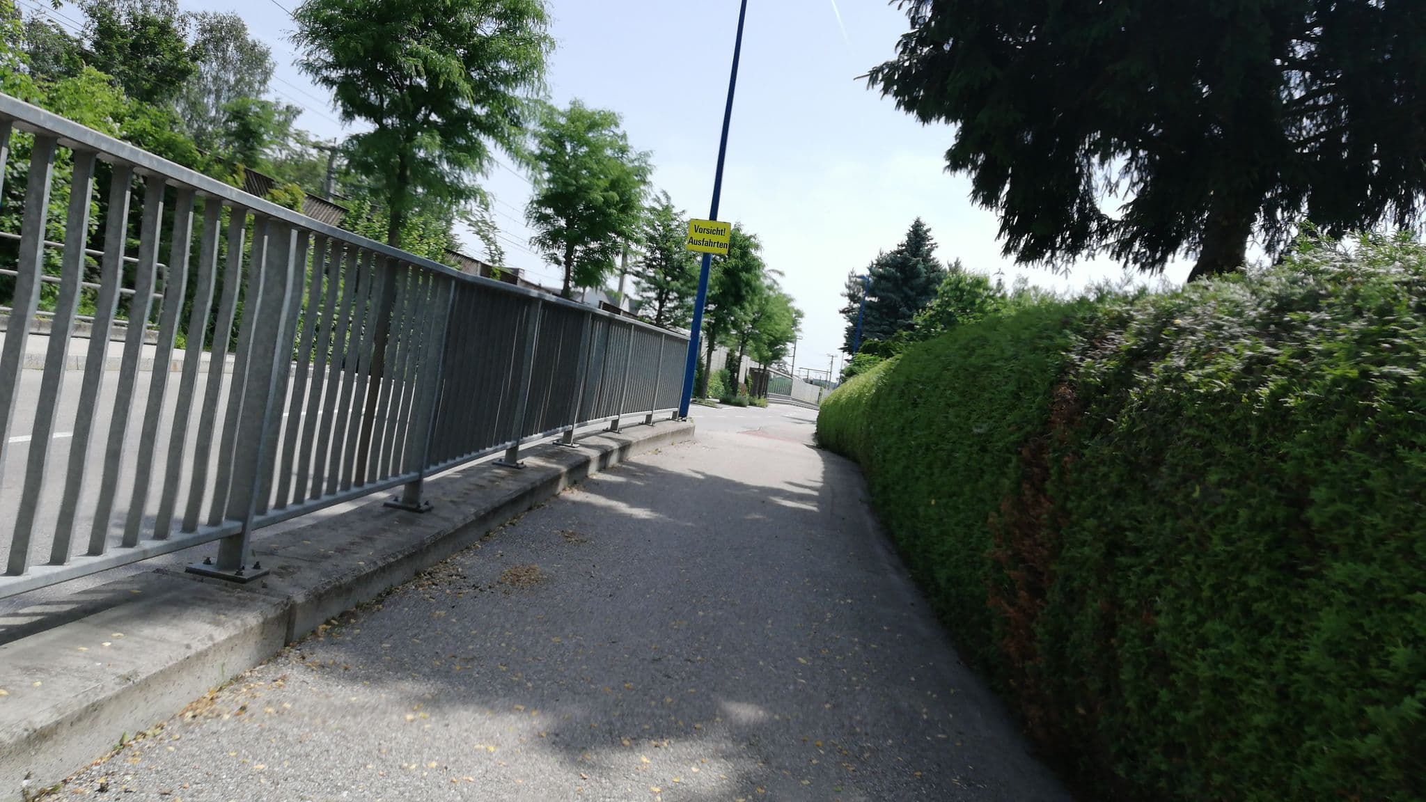 Street view near Heinrich Mittermayr, Bad Schallerbach — © gzin (CC BY-SA · Mapillary)