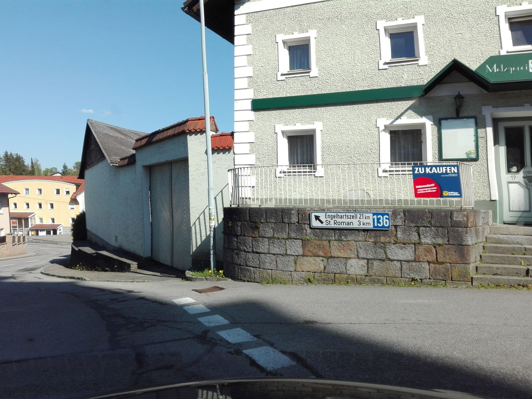Street view near Gasthof Hofwirth, Münzkirchen — © suriv (CC BY-SA · Mapillary)