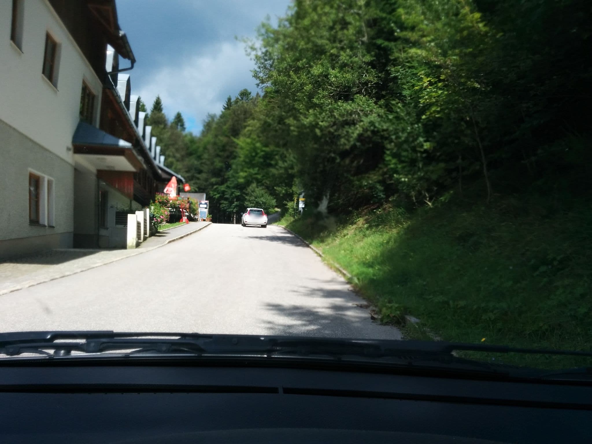 Street view near Ereignis Haus, Ulrichsberg — © di0v0n (CC BY-SA · Mapillary)