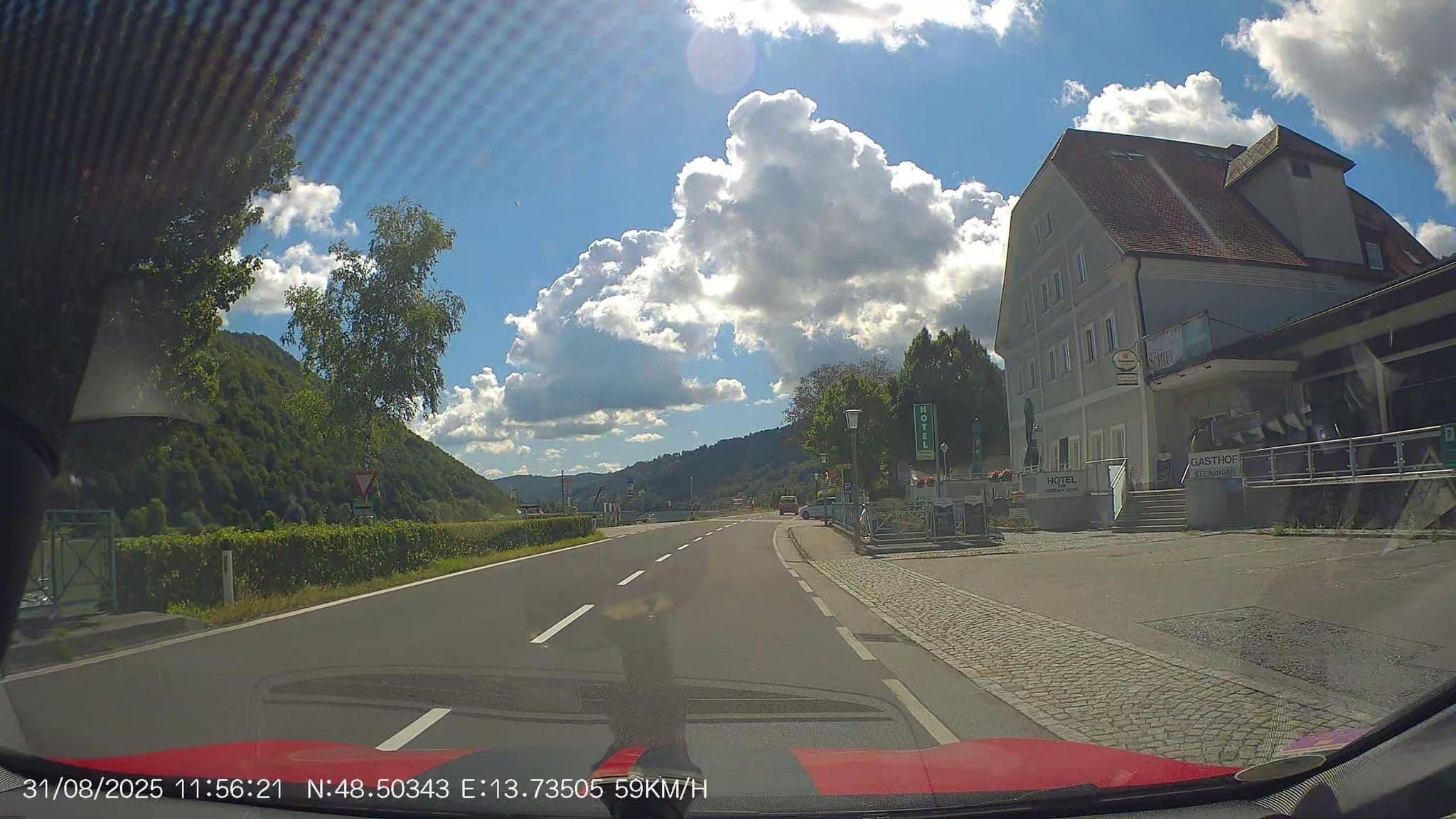 Street view near Hotel Goldenes Schiff / Gasthof Steininger, Natternbach — © AR88 (CC BY-SA · Mapillary)
