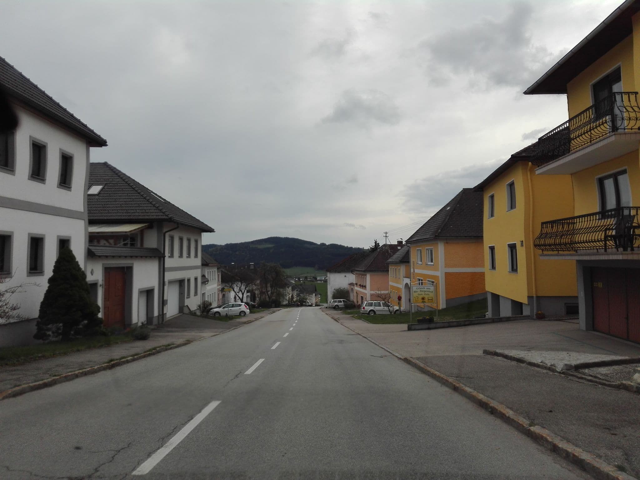 Street view near Bauernhof Pröll, Ulrichsberg — © suriv (CC BY-SA · Mapillary)