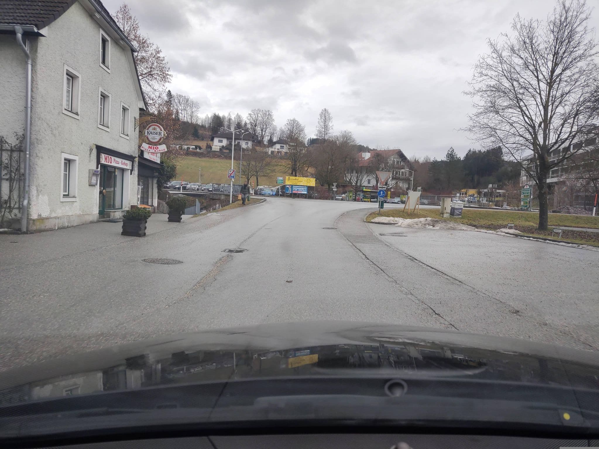Street view near Gasthaus zum Färberwirt, Bad Zell — © stefan4614 (CC BY-SA · Mapillary)