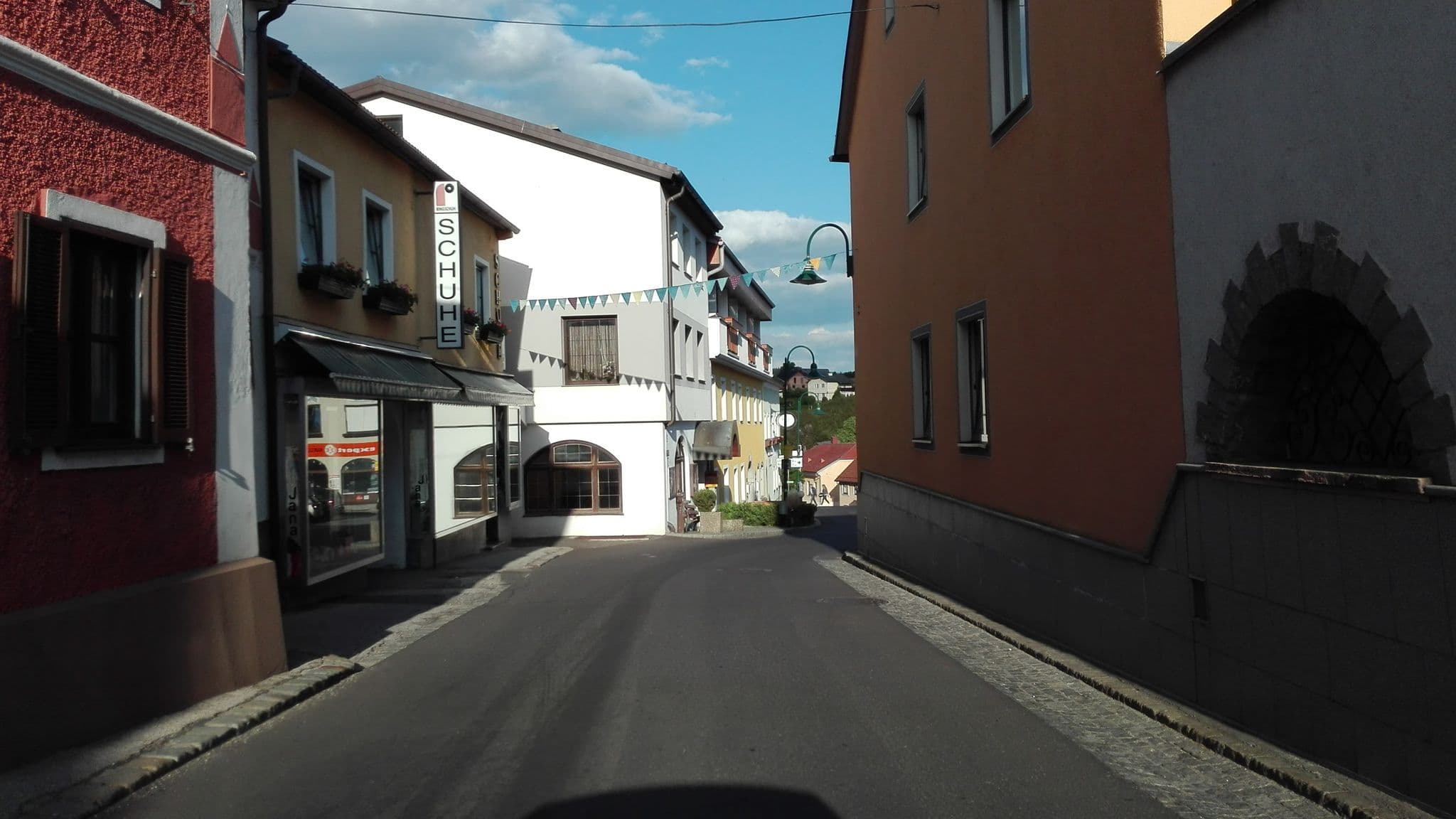 Street view near Oyrer Ernst E.U., Gutau — © suriv (CC BY-SA · Mapillary)