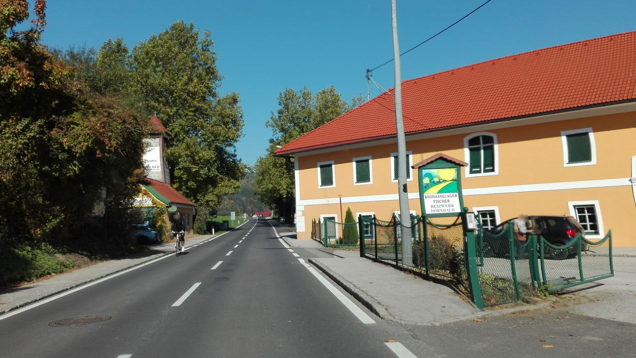 Street view near Fischer Johann, Rufling — © suriv (CC BY-SA · Mapillary)