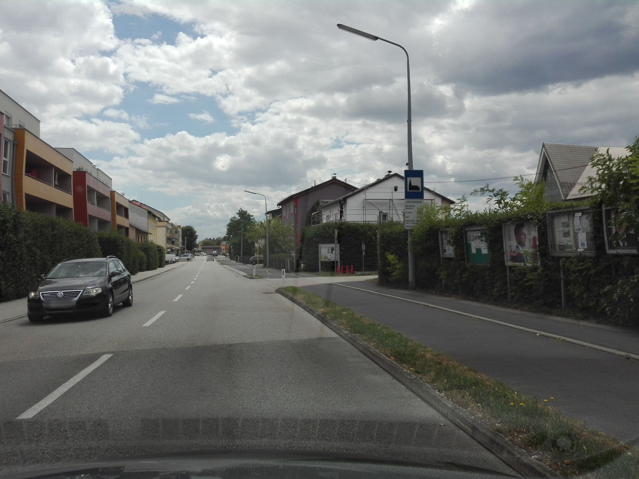 Street view near REOB Restaurantbetriebsgesellschaft m.b.H., Langholzfeld — © suriv (CC BY-SA · Mapillary)