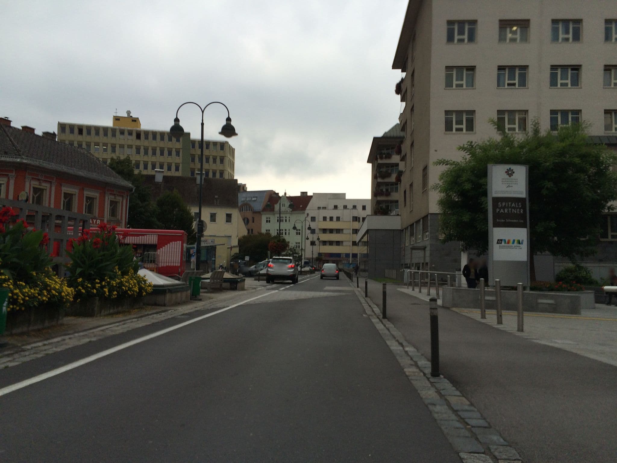 Street view near CURHAUS Marienschwestern GmbH, Linz — © mayrmart (CC BY-SA · Mapillary)