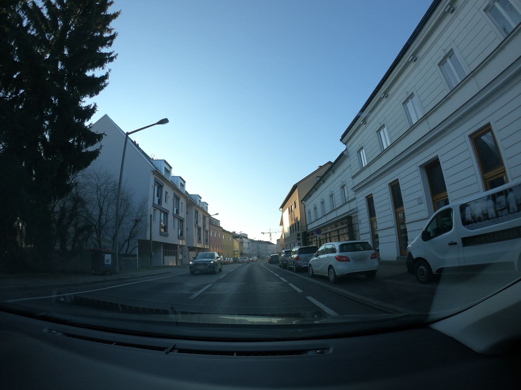 Street view near Energyx E.U., Linz — © tobiaso (CC BY-SA · Mapillary)