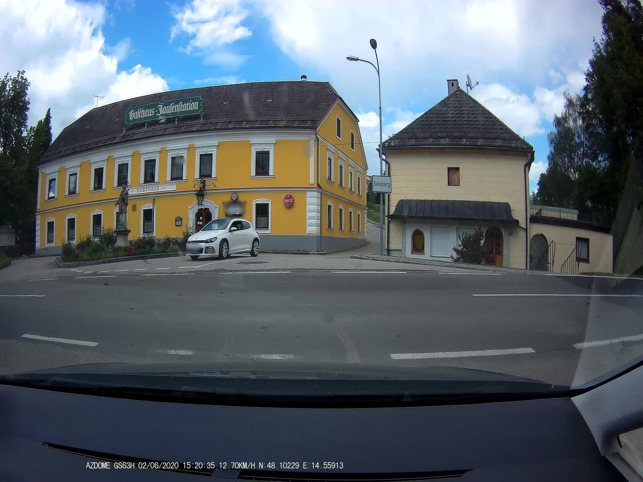 Street view near Gasthaus zum Tierpark, Weistrach — © stefan147 (CC BY-SA · Mapillary)