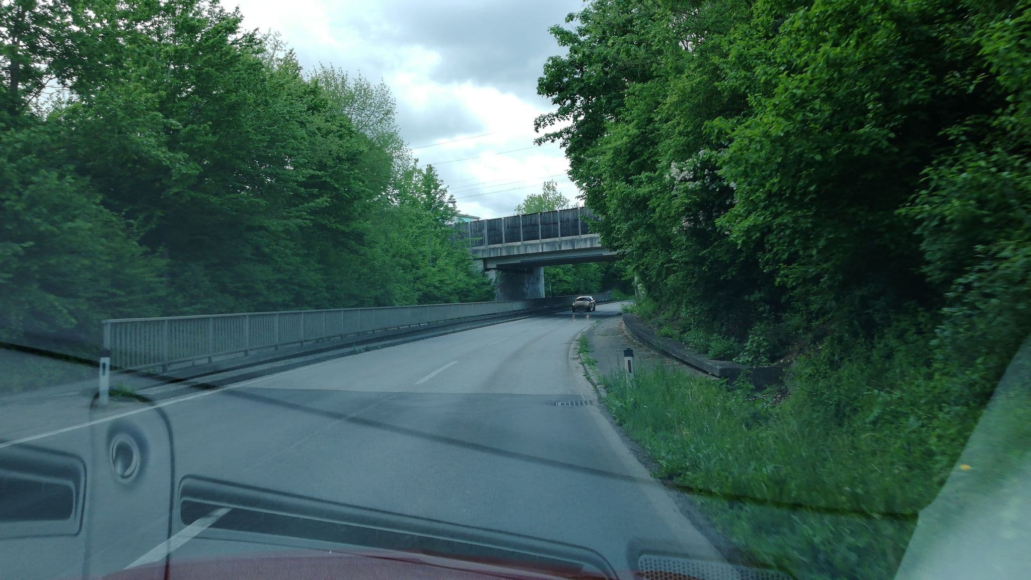 Street view near Businesshotel Mayr-Stockinger, Kremsdorf — © gzin (CC BY-SA · Mapillary)