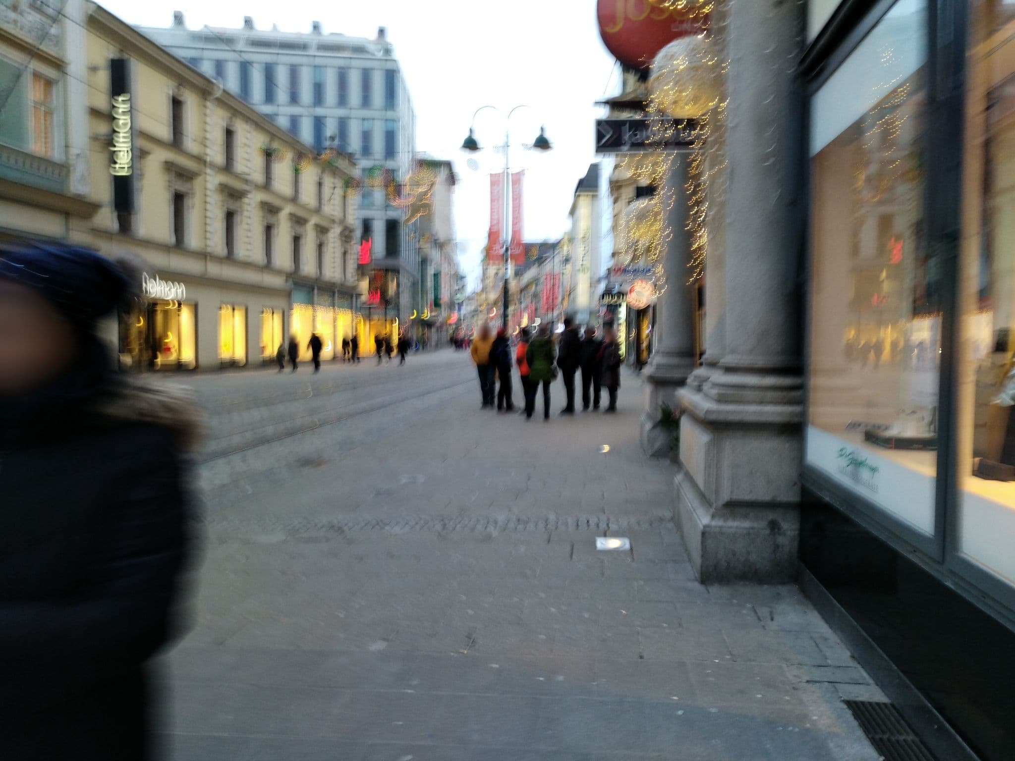 Street view near Kaufmännischer Verein in Linz, Veranstaltungszentrum E.U., Linz — © aceini (CC BY-SA · Mapillary)