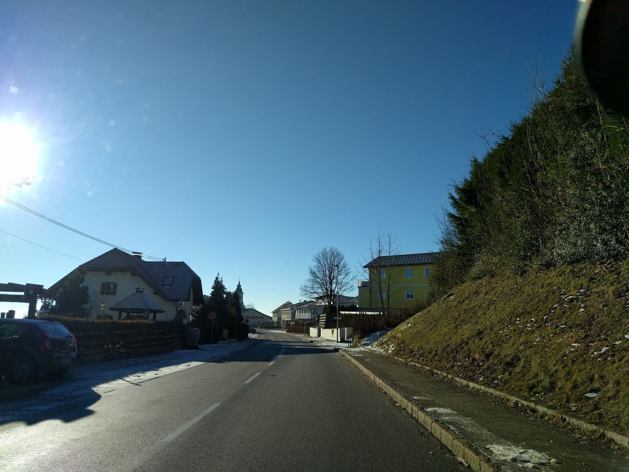 Street view near Gasthaus Breitenstein, Hellmonsödt — © puerki (CC BY-SA · Mapillary)