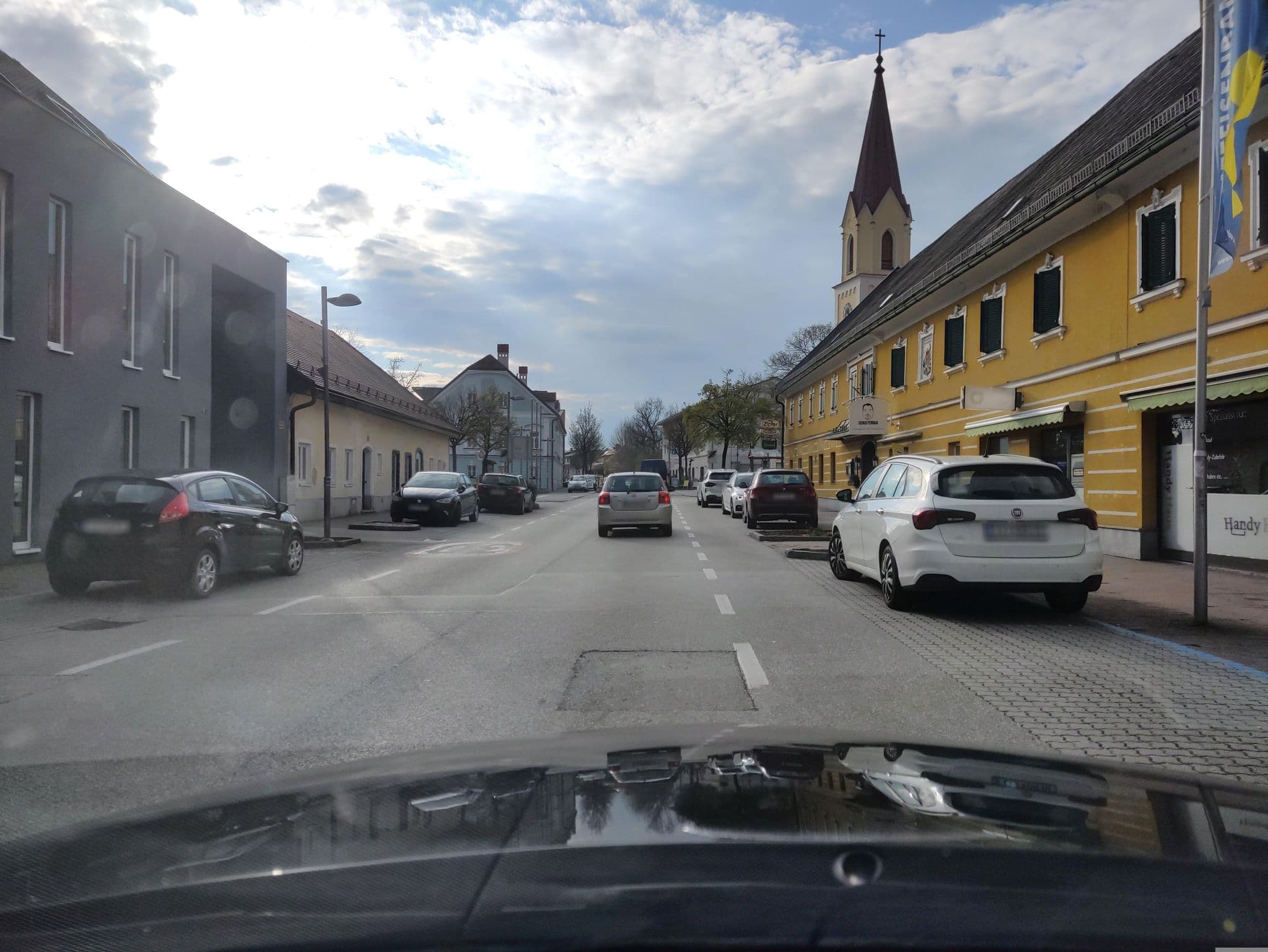 Street view near Hermann Roitmeier, Marchtrenk — © stefan4614 (CC BY-SA · Mapillary)