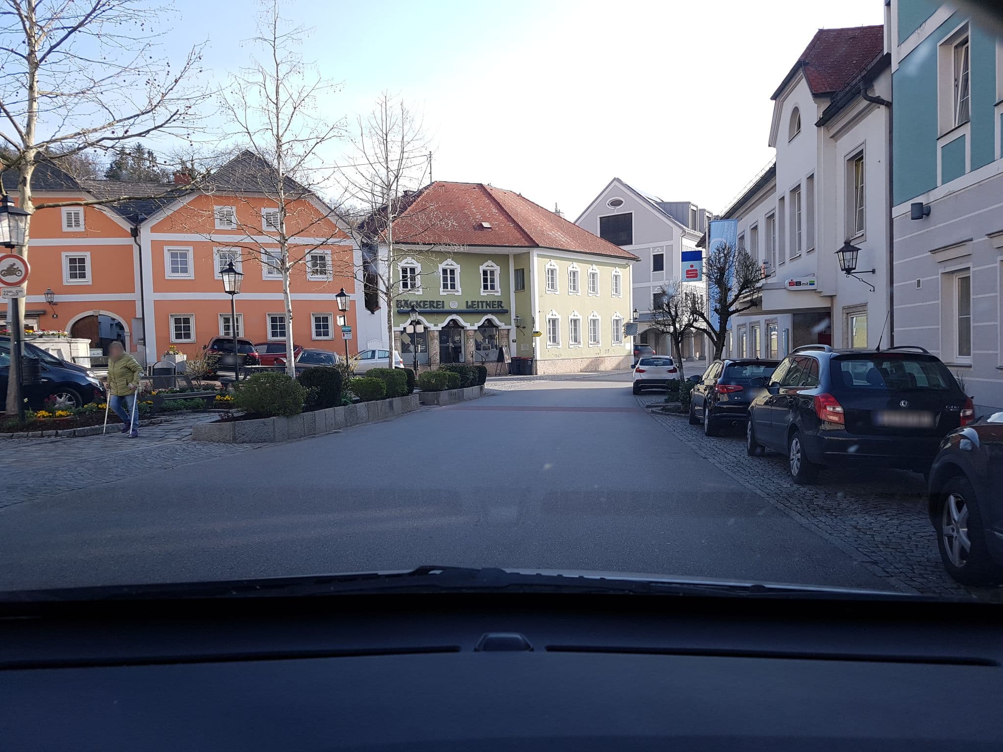 Street view near Sonys Pub, Sankt Florian — © pepeaut (CC BY-SA · Mapillary)