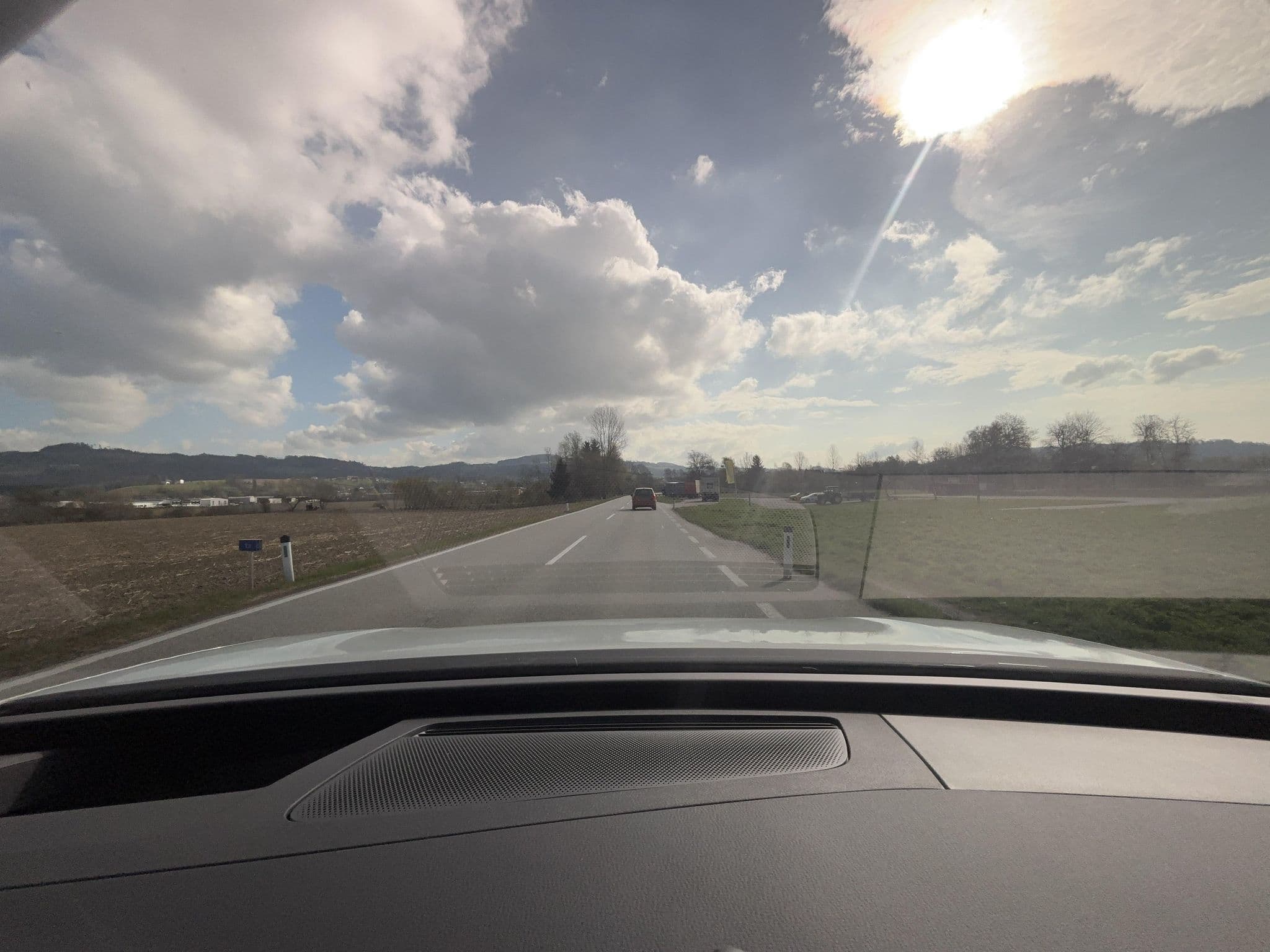 Street view near Landgasthof Rodlhof, Ottensheim — © berndschiller (CC BY-SA · Mapillary)