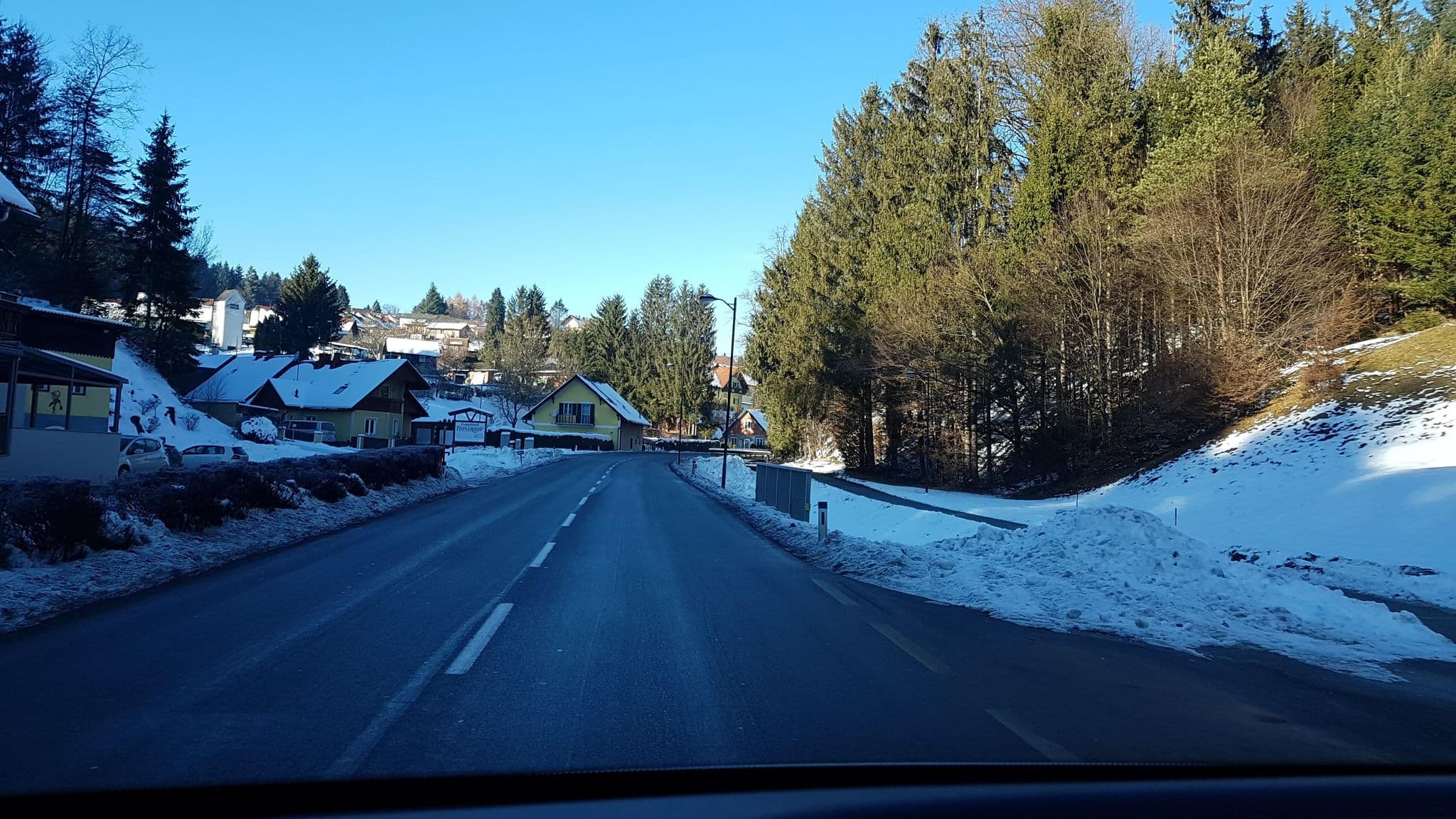 Street view near Gasthof Toplerhof - Fam Neuhold, Schwanberg — © djpixel (CC BY-SA · Mapillary)