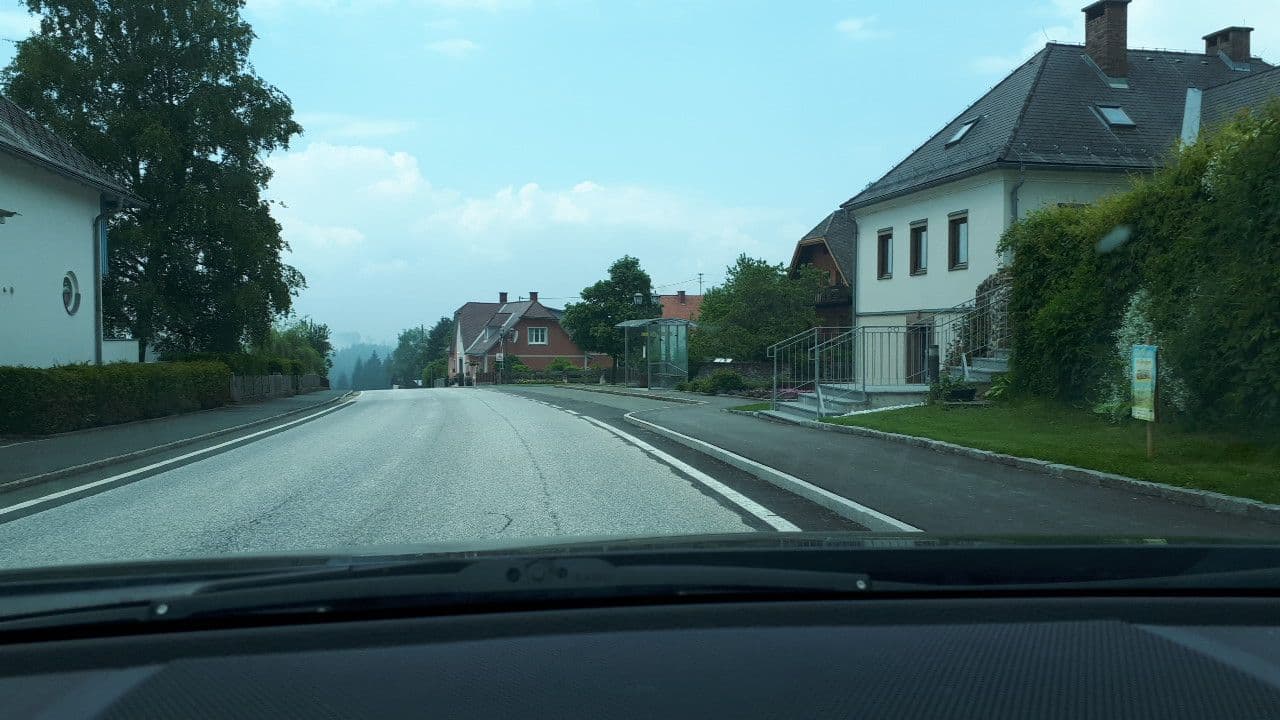 Street view near Vital Hotelbetriebs GmbH, Bad Sankt Leonhard im Lavanttal — © schermy_at (CC BY-SA · Mapillary)
