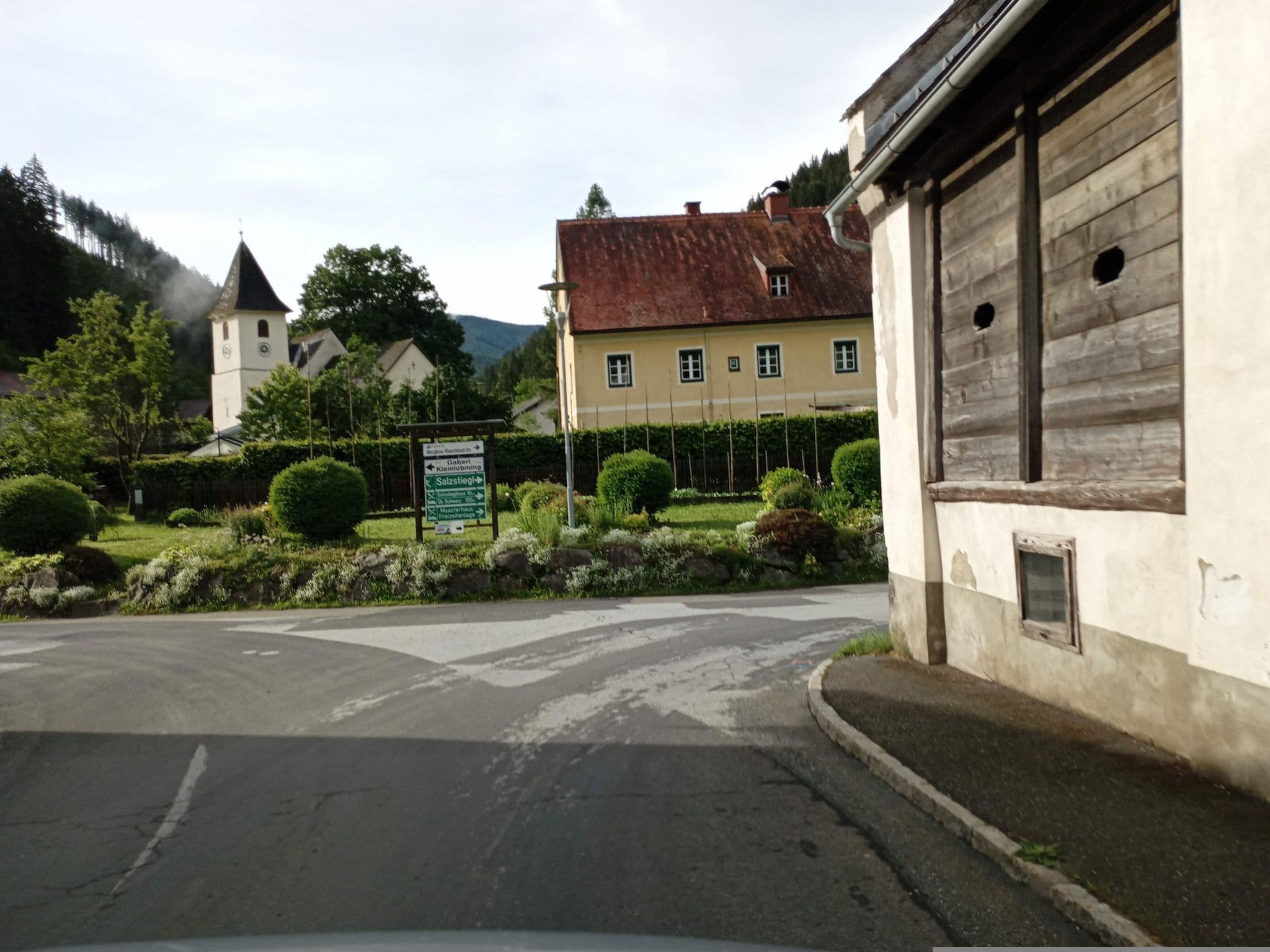 Street view near Gasthof Schrotter, Großlobming — © atze02 (CC BY-SA · Mapillary)