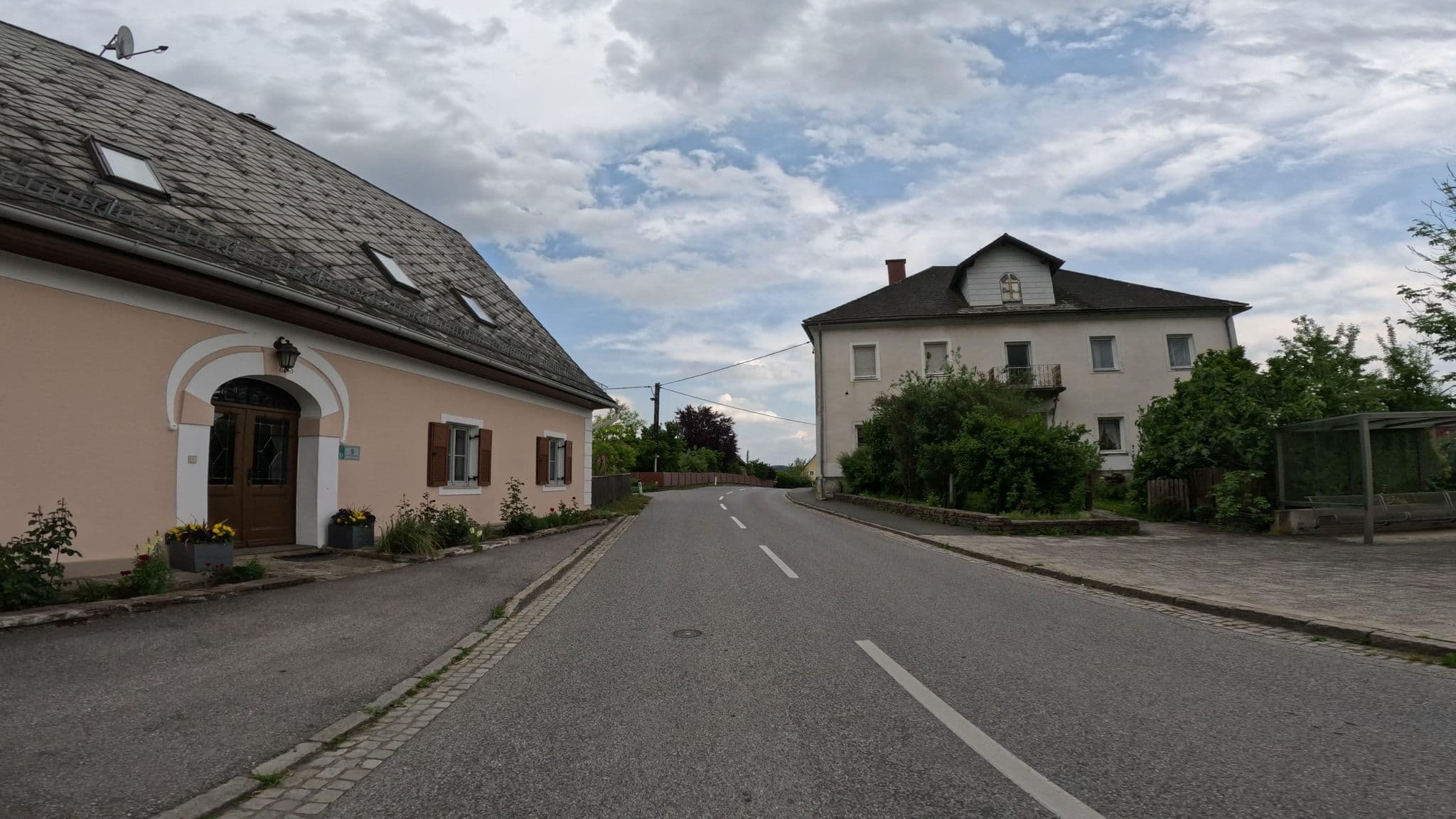 Street view near Josef Strauß E.U., Tillmitsch — © djpixel (CC BY-SA · Mapillary)