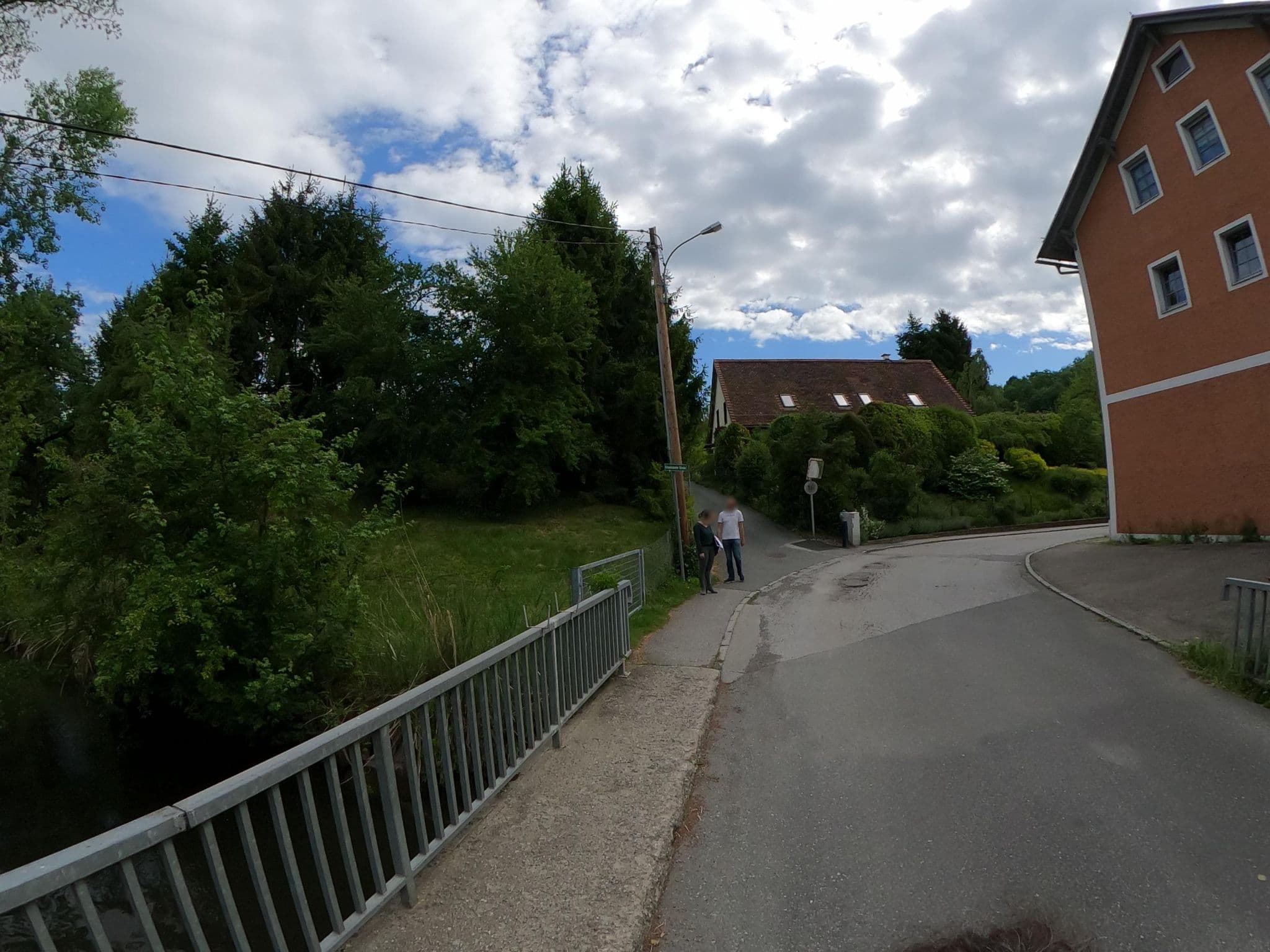 Street view near S'Steira Herzl - Christine Galsterer, Grosssulz — © consens_verkehrsplanung (CC BY-SA · Mapillary)