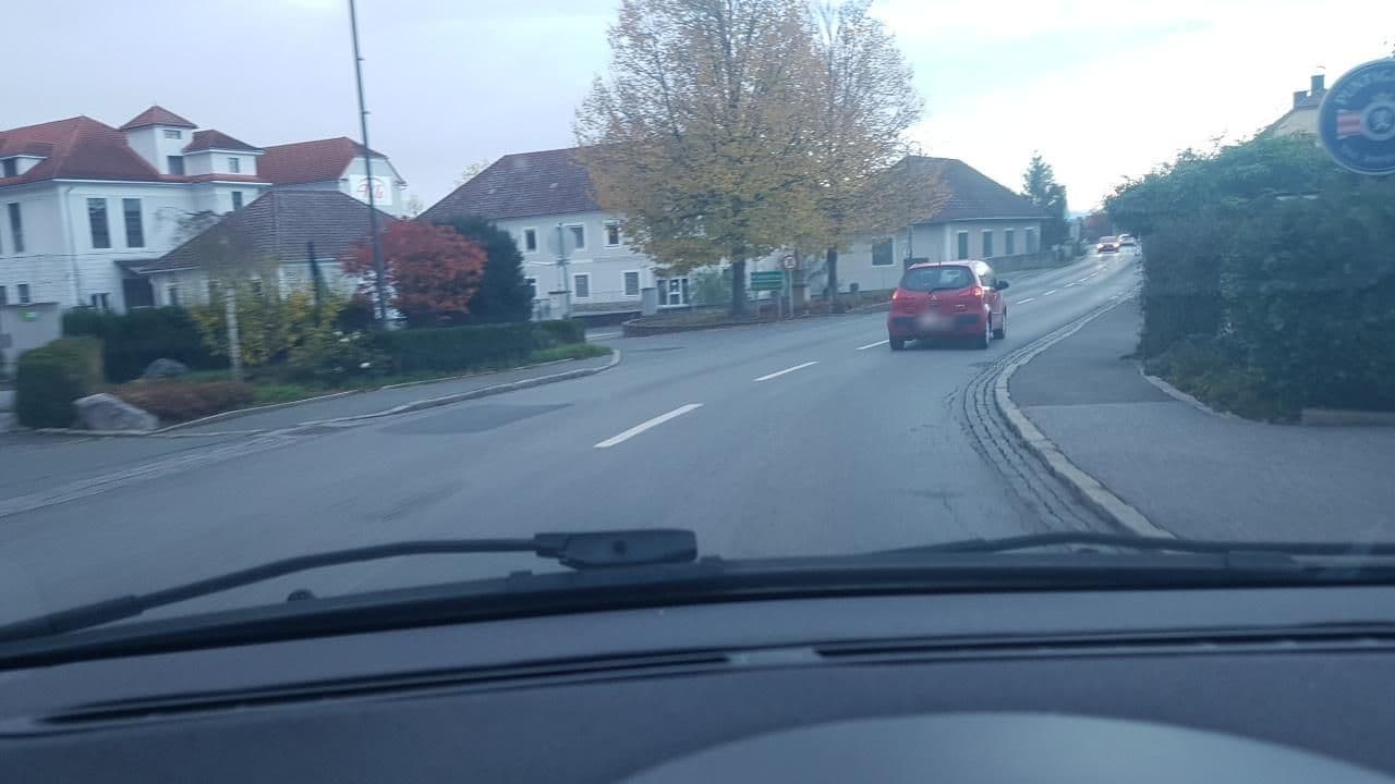 Street view near Margret Strohmaier, Wildon — © mik007 (CC BY-SA · Mapillary)