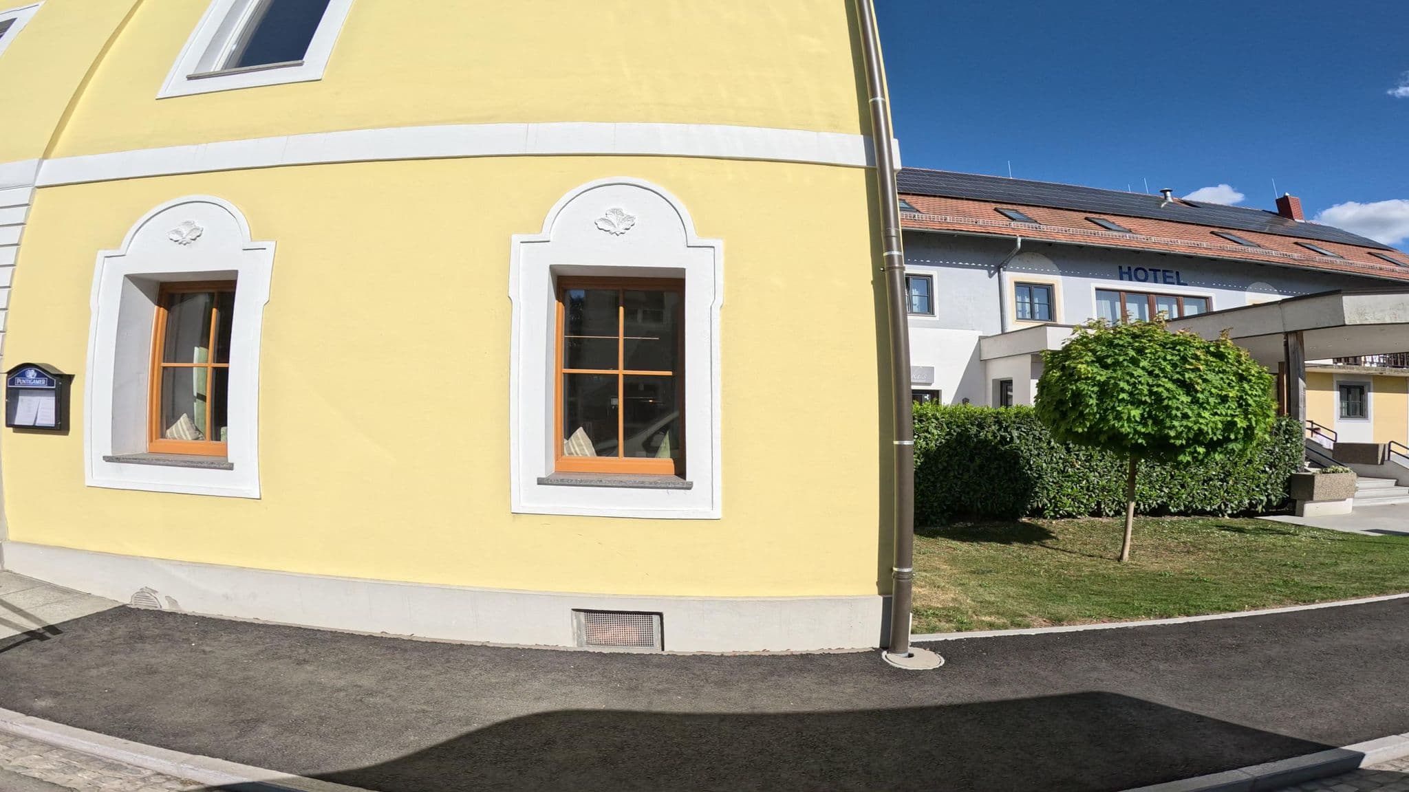 Street view near Hotel Liebminger, Oberpremstätten — © djpixel (CC BY-SA · Mapillary)