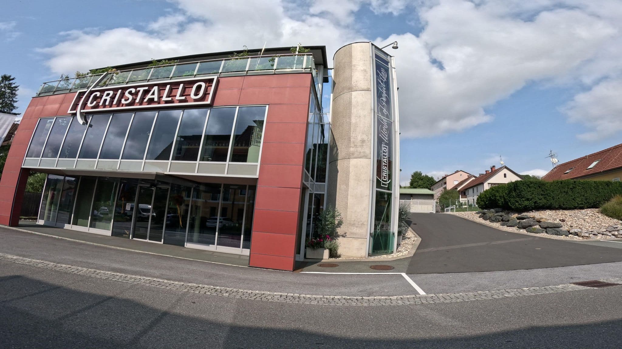 Street view near Cristallo Glas GmbH, Gamlitz — © djpixel (CC BY-SA · Mapillary)
