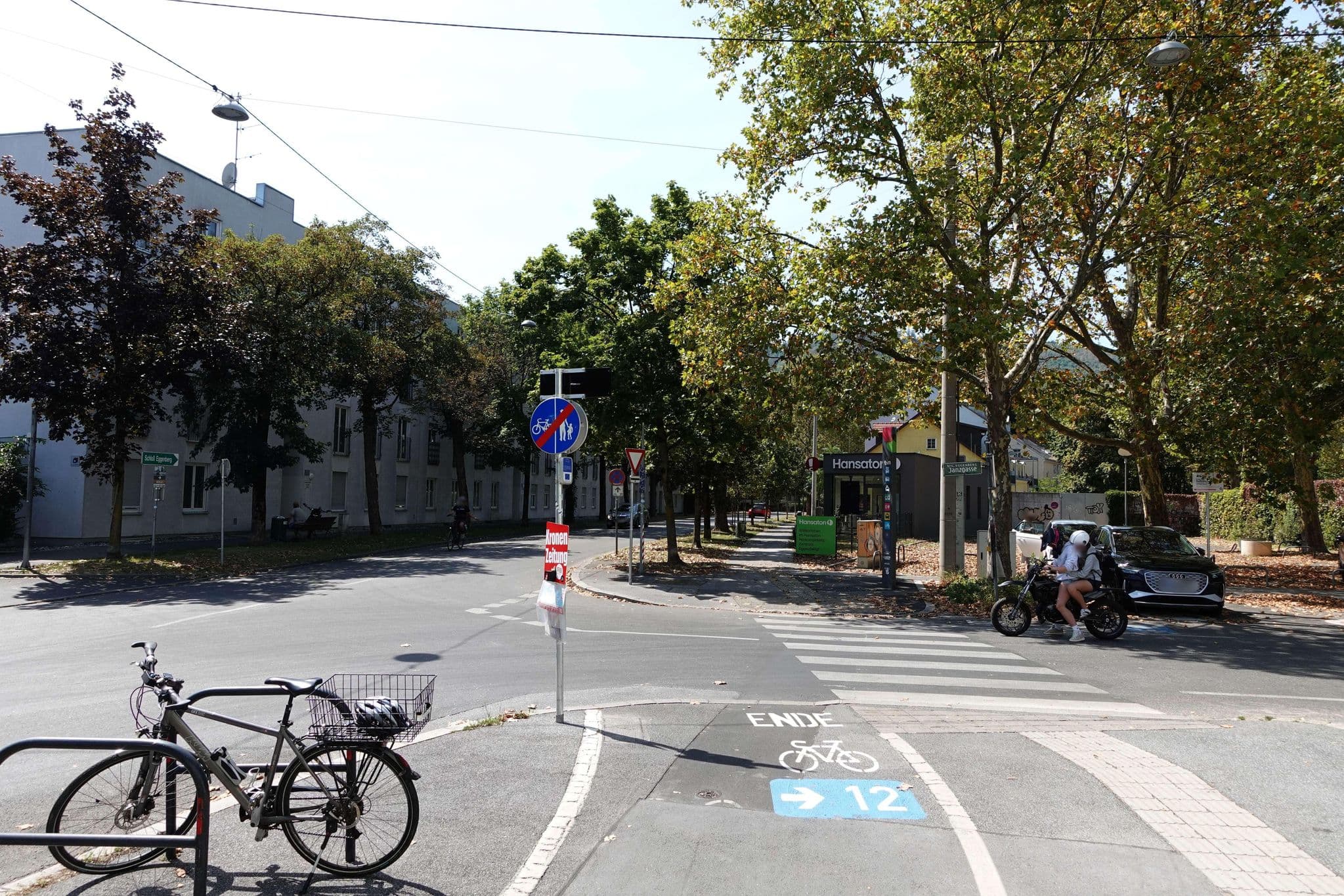 Street view near Eldorado, Eggenberg — © rogrue (CC BY-SA · Mapillary)