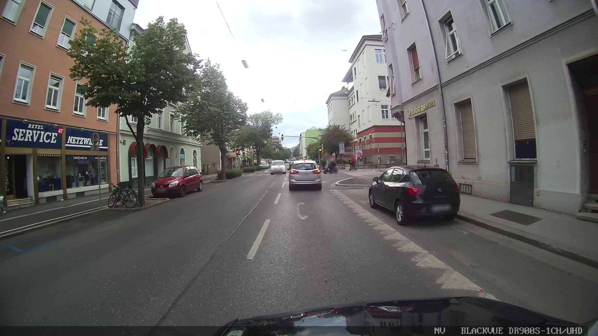 Street view near Helles & freundliches City-Apartment, Lend — © mapbench (CC BY-SA · Mapillary)