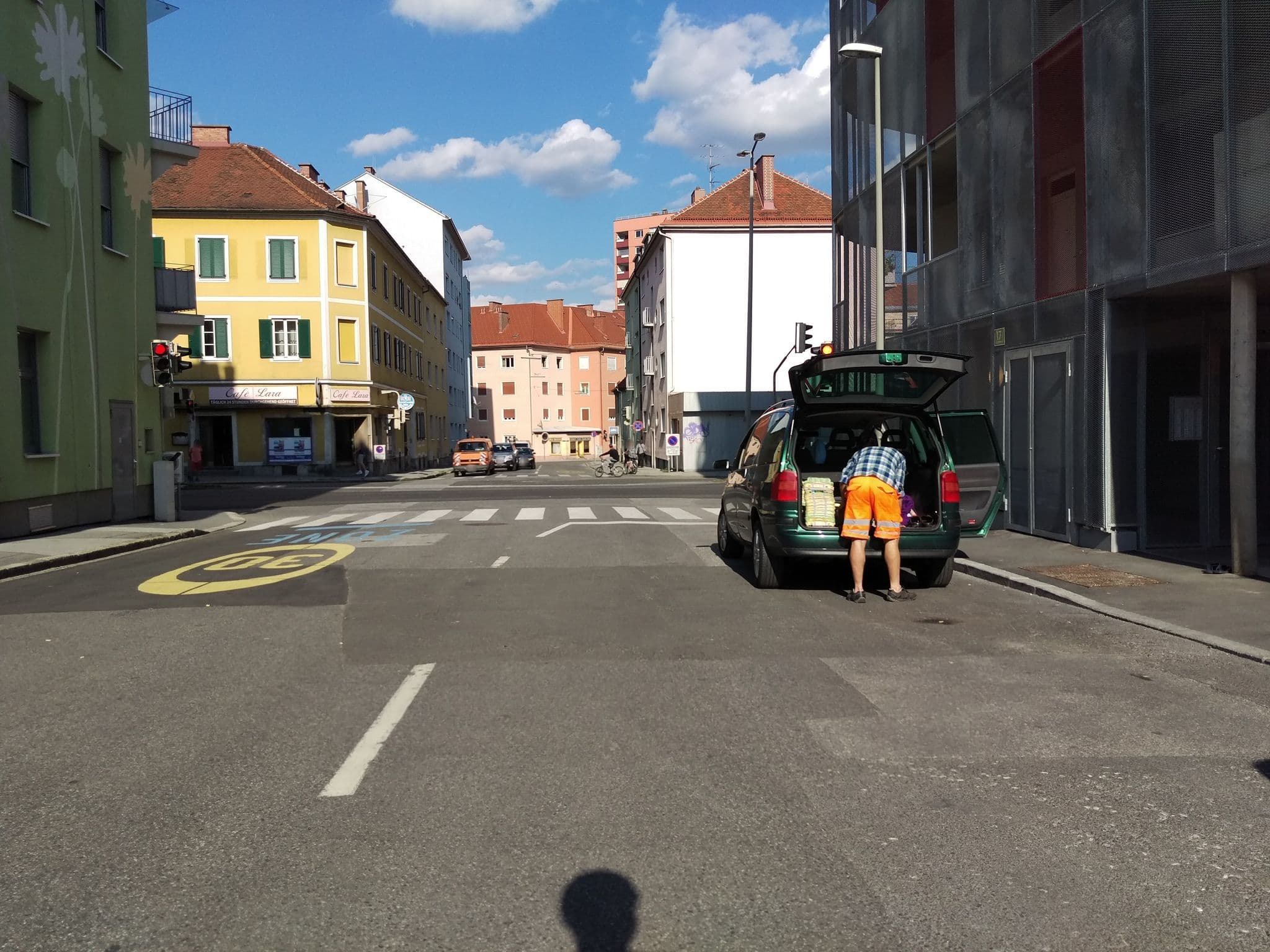 Street view near Ecker, Gries — © aceini (CC BY-SA · Mapillary)