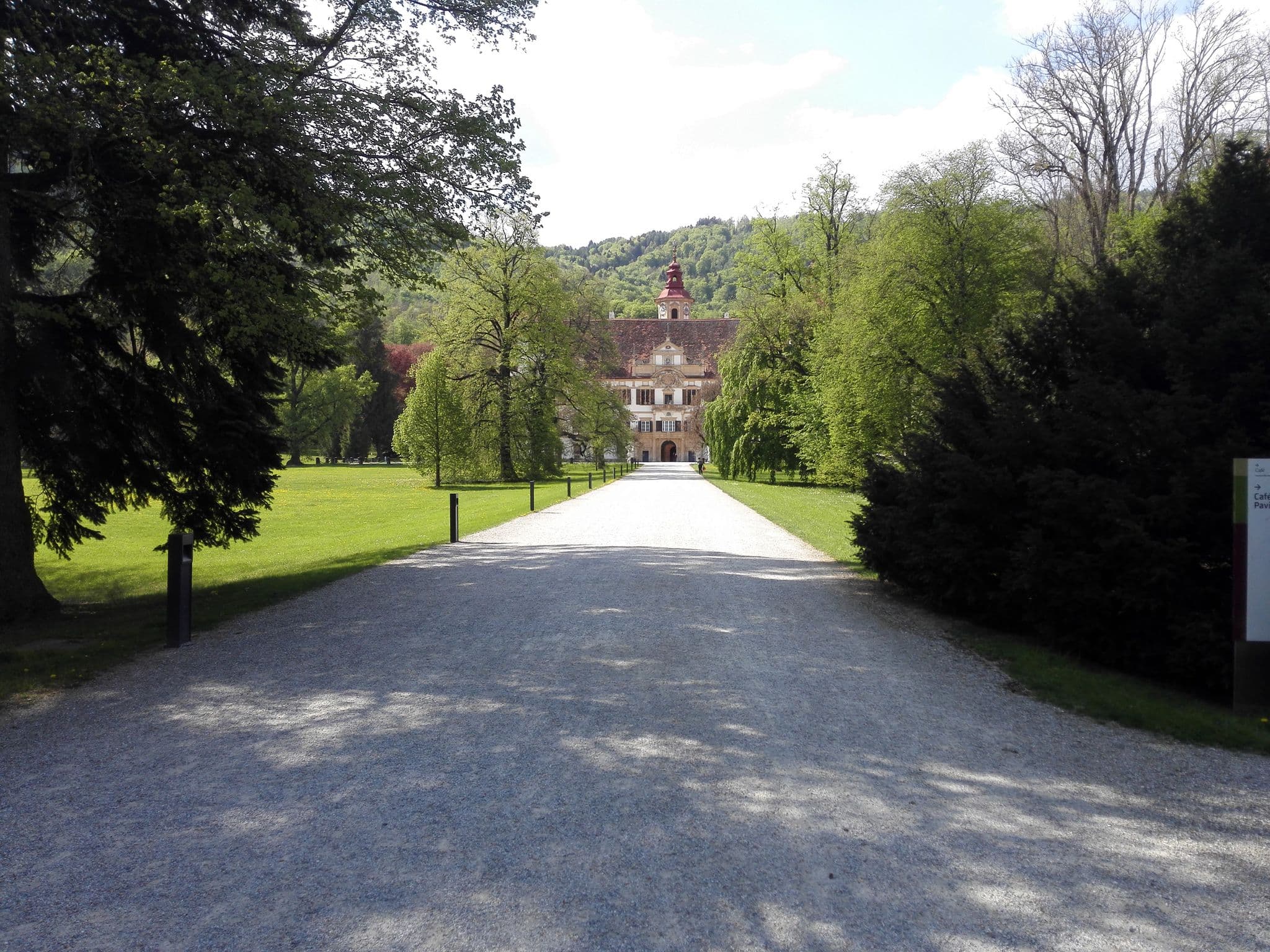 Street view near PuresLeben Grassnitzberg, Eggenberg — © aceini (CC BY-SA · Mapillary)