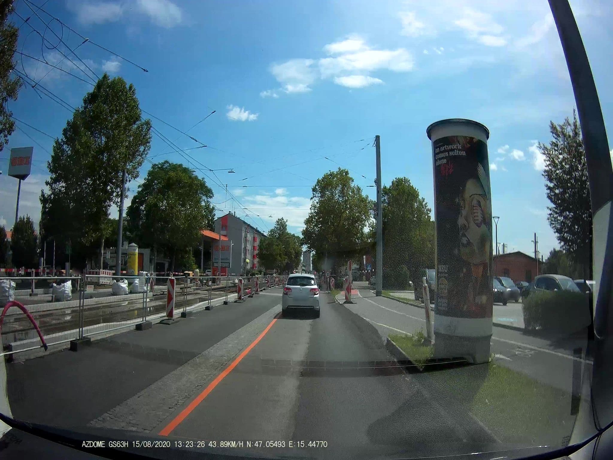 Street view near roomz graz, Jakomini — © stefan147 (CC BY-SA · Mapillary)