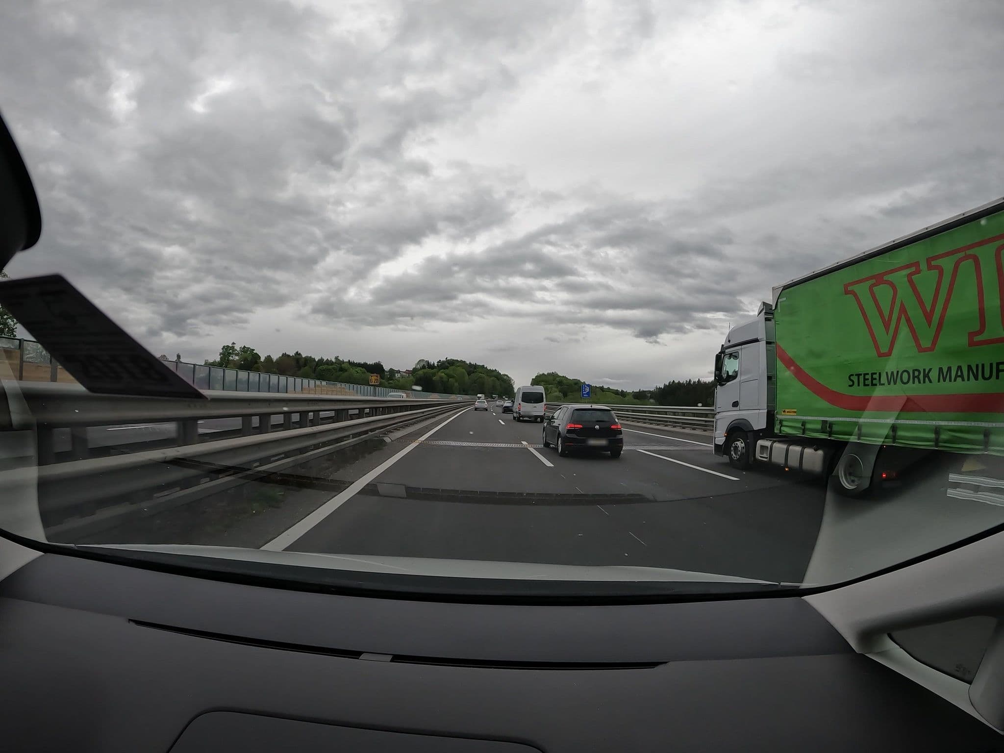 Street view near Gasthof Zur Post, Lassnitzhöhe — © erias (CC BY-SA · Mapillary)