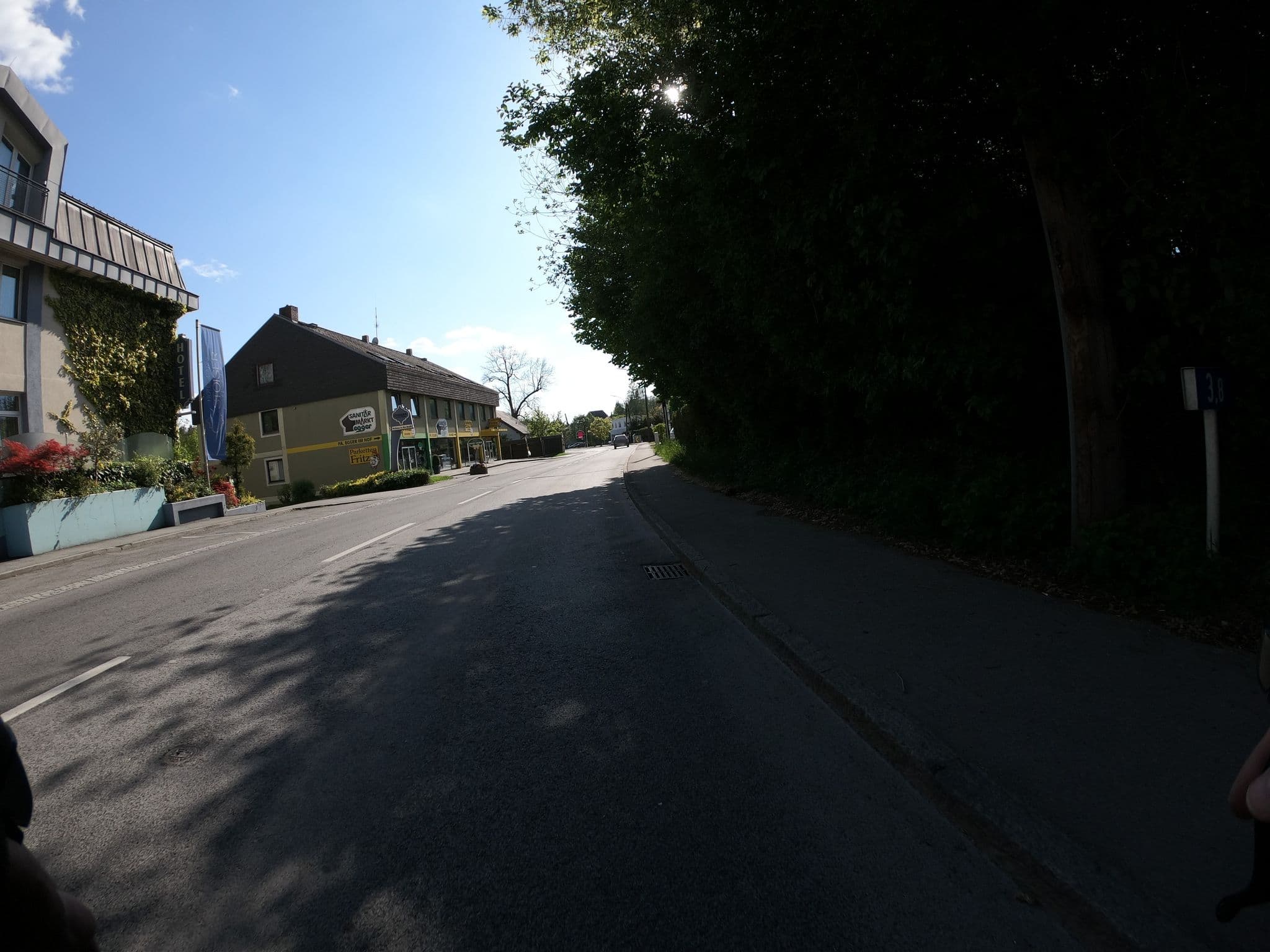 Street view near Stoisers Hotel Garni Graz, Mariatrost — © tobiaso (CC BY-SA · Mapillary)