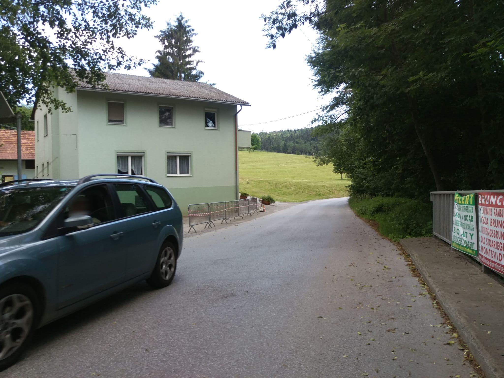 Street view near Gasthaus Zum Transformator Valentin Zsifkovits, Kainbach — © aceini (CC BY-SA · Mapillary)