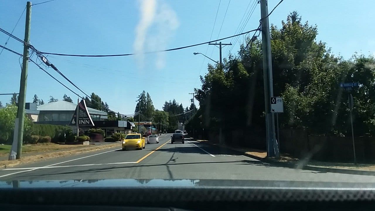 Street view near Port Augusta Inn, Comox — © aqua21 (CC BY-SA · Mapillary)