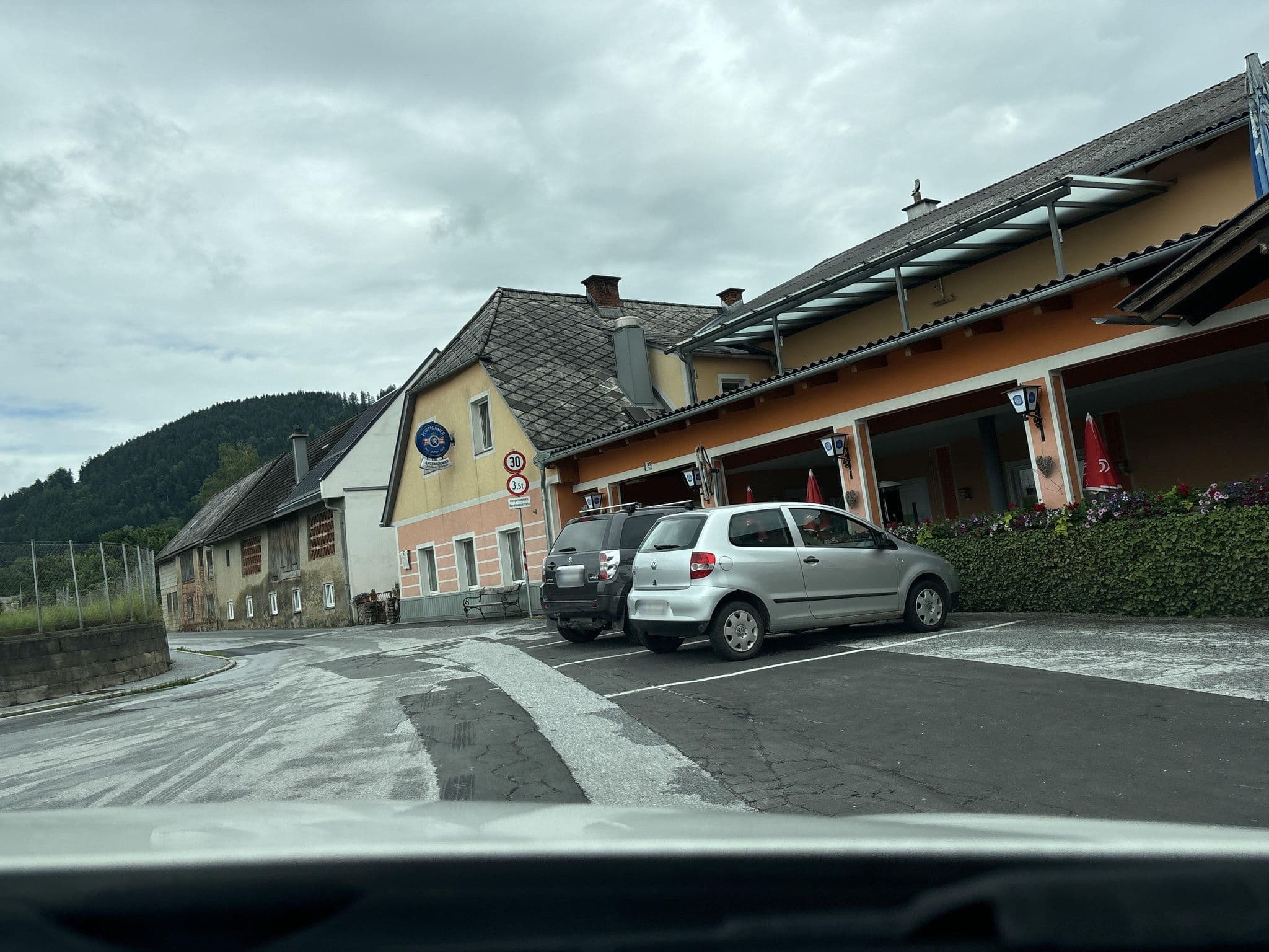 Street view near Gasthaus Hulfeld, Passail — © Bianca_Luger (CC BY-SA · Mapillary)