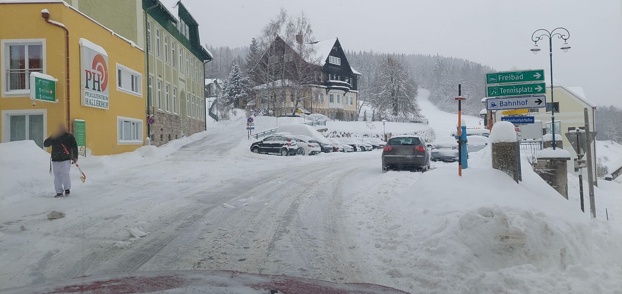 Street view near Gasthaus Hallerstuben, Scheibbs — © gzin (CC BY-SA · Mapillary)