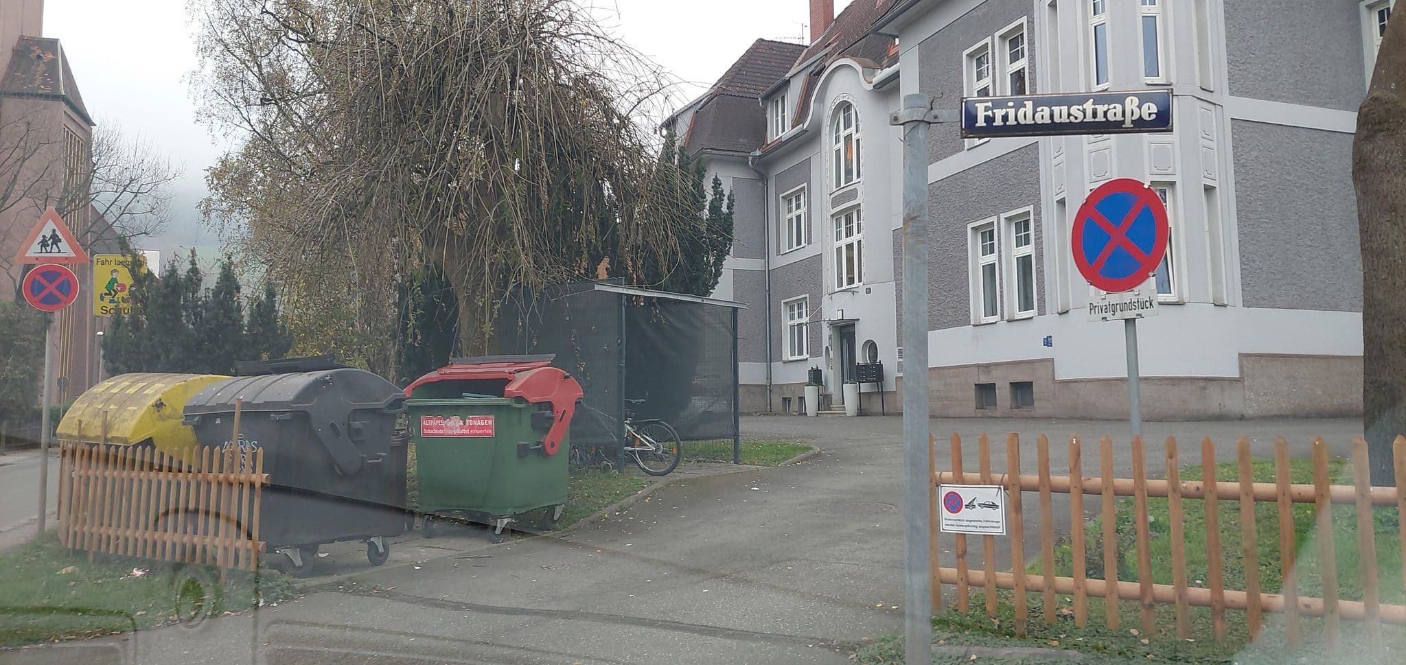 Street view near Apartment im Grünen, Donawitz — © gzin (CC BY-SA · Mapillary)