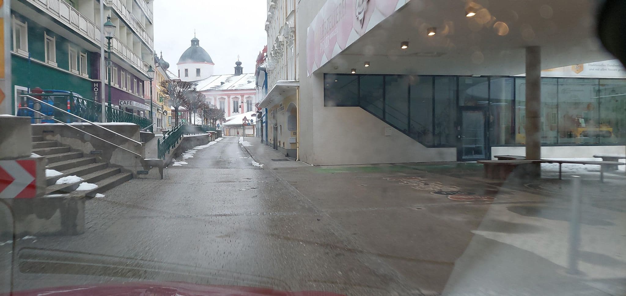 Street view near HOTEL DREI HASEN, Kroneis GmbH & Co, Mariazell — © gzin (CC BY-SA · Mapillary)