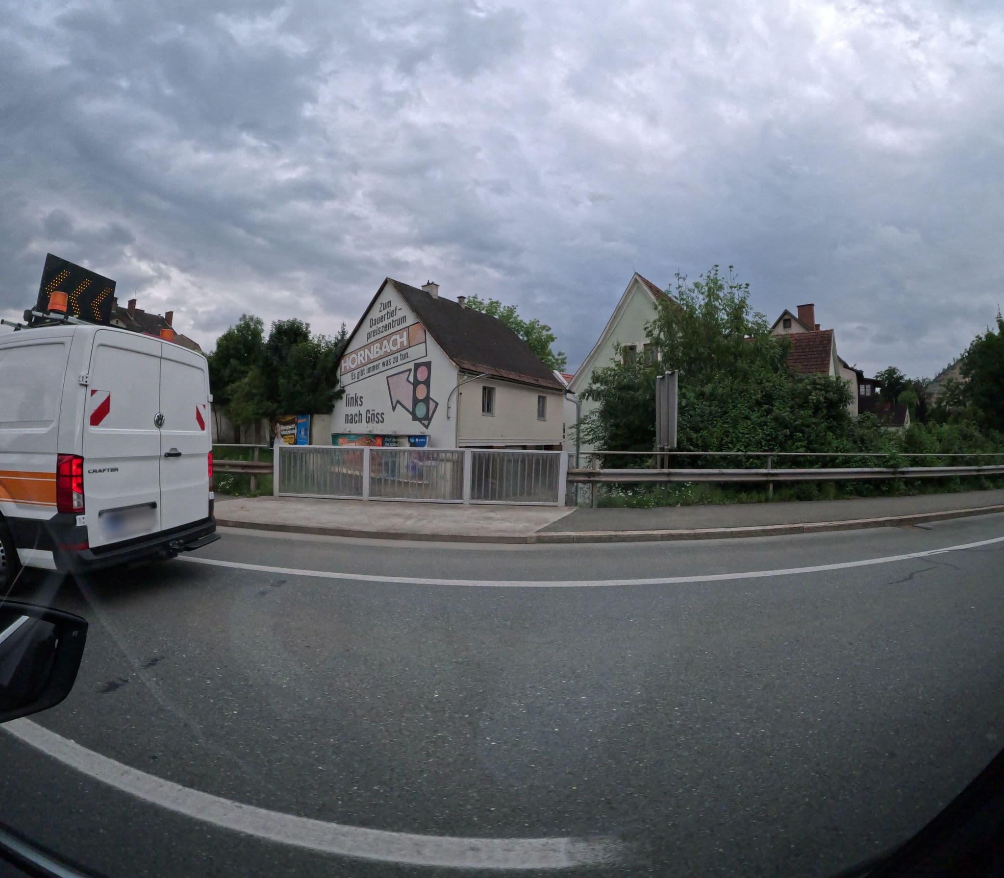 Street view near Apartment-Die Hotelalternative Ing Dieter Hinger, Leoben — © erias (CC BY-SA · Mapillary)