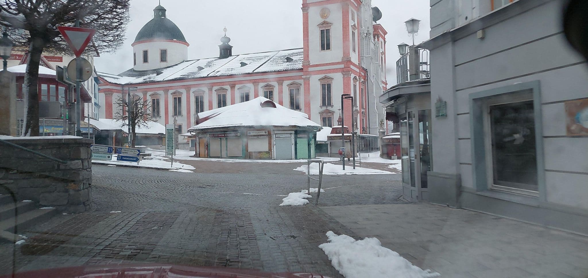 Street view near Sportzentrum Jugend u Familiengästedorf, Mariazell — © gzin (CC BY-SA · Mapillary)