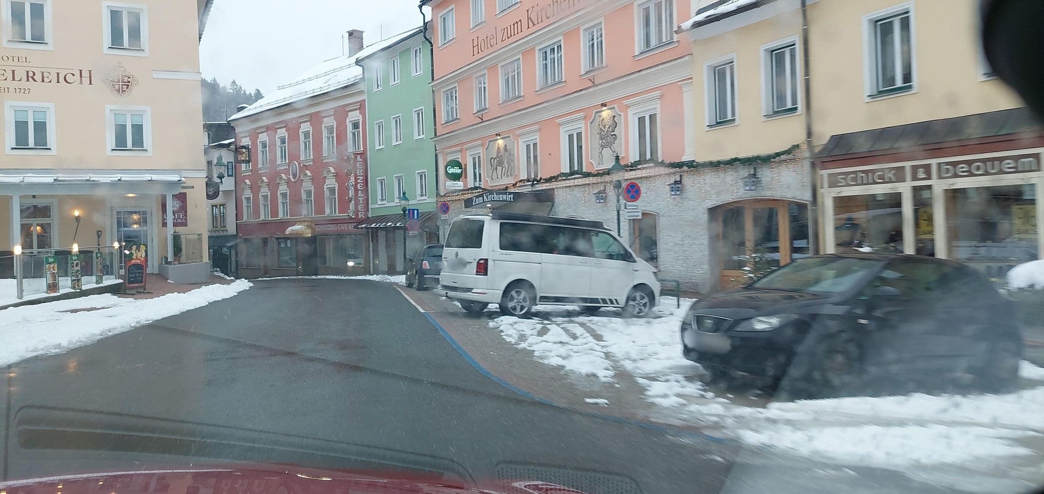 Street view near Hotel Kirchenwirt, Mariazell — © gzin (CC BY-SA · Mapillary)