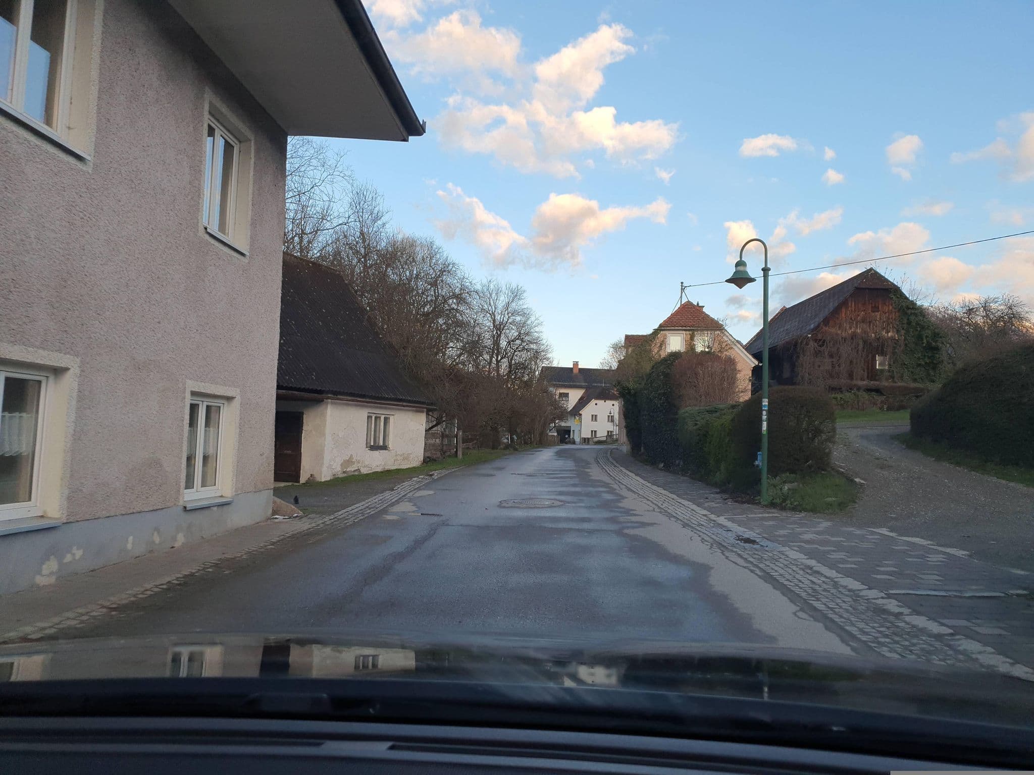 Street view near Jörg Hofmeister, Sankt Peter-Freienstein — © echtzeit-tv (CC BY-SA · Mapillary)