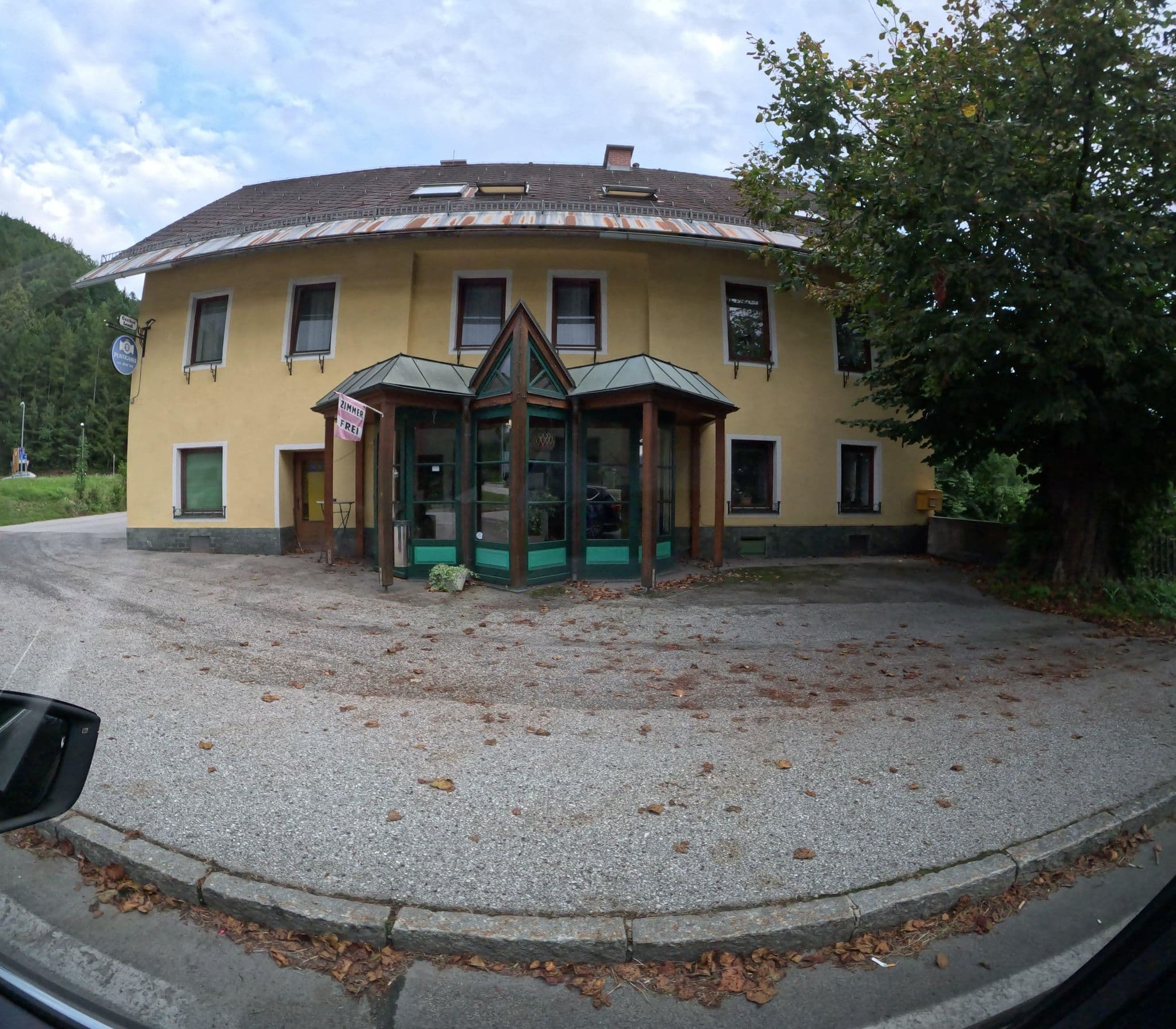 Street view near Franz Lendl, Hönigsberg — © erias (CC BY-SA · Mapillary)