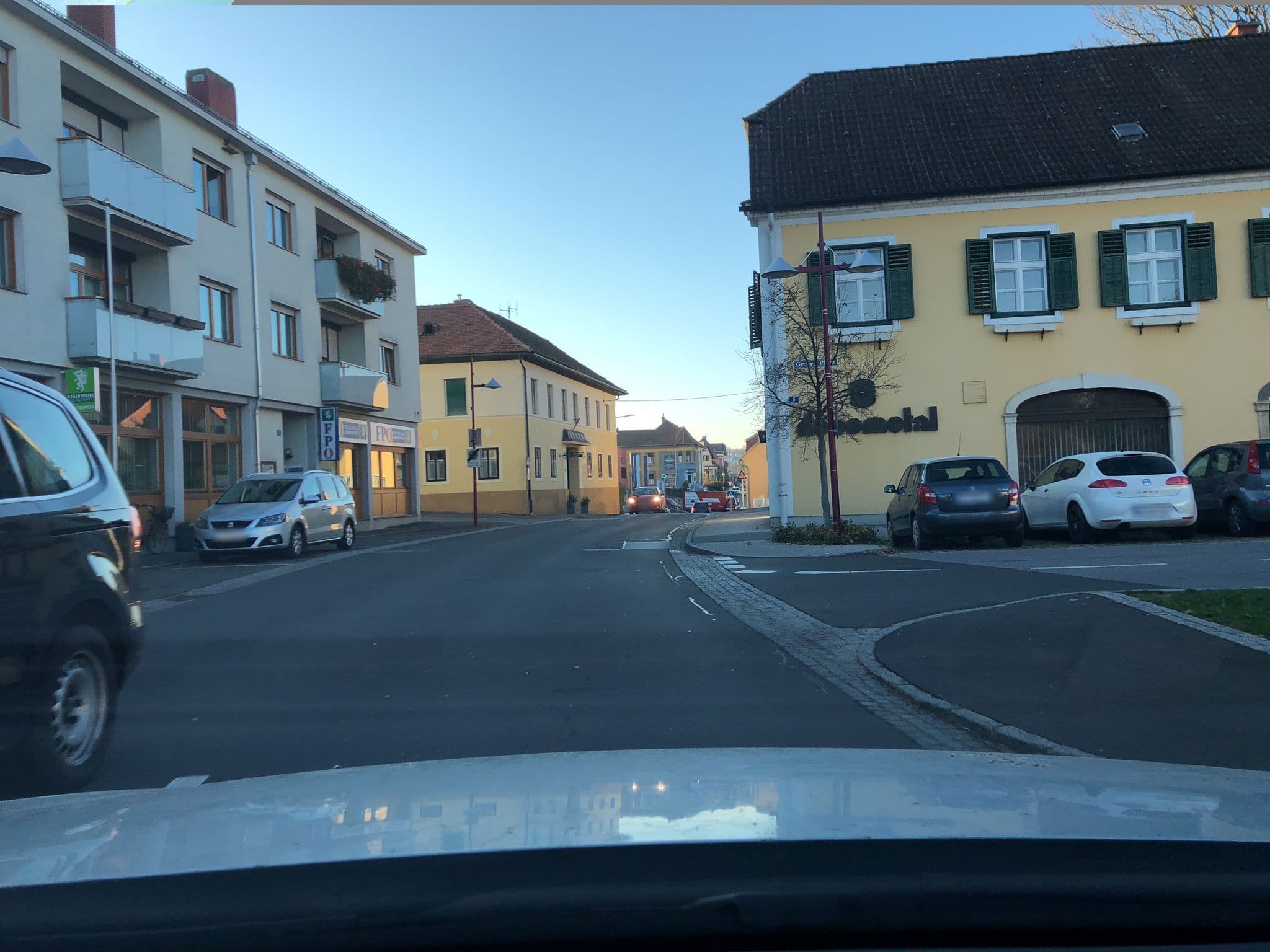 Street view near Gasthof Fasch, Fürstenfeld — © vplus (CC BY-SA · Mapillary)