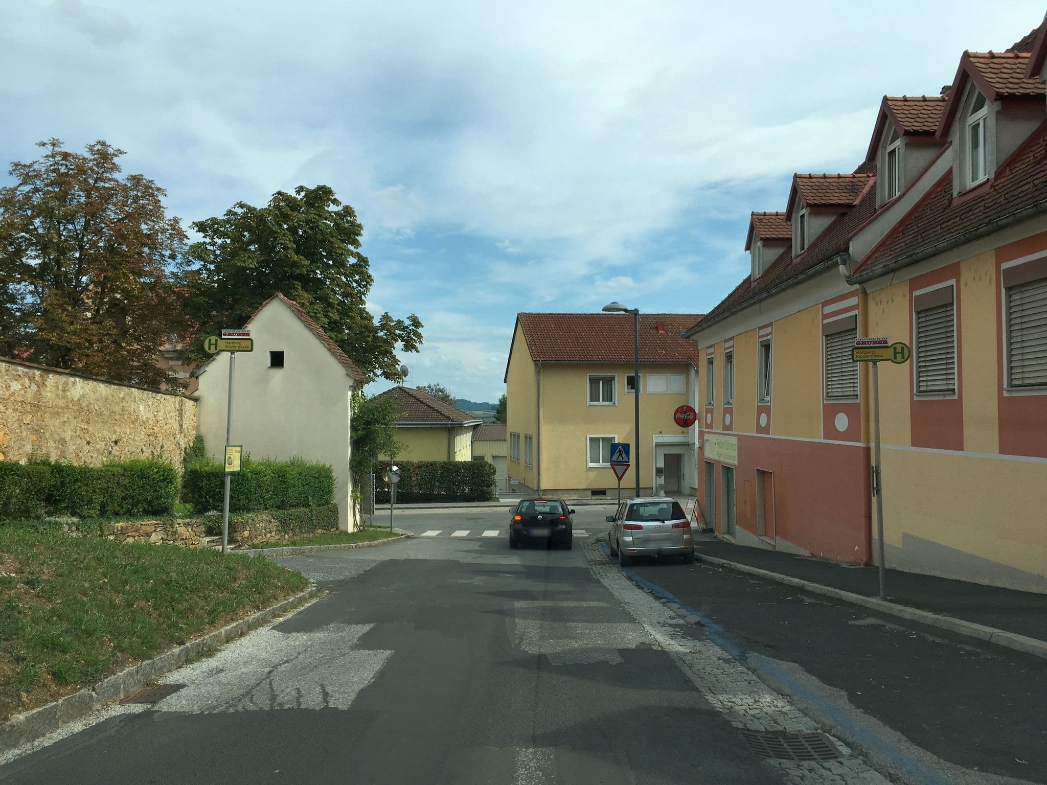 Street view near Bierstube Hirschböck Johann - HB Bierstube, Hartberg — © istefanos (CC BY-SA · Mapillary)